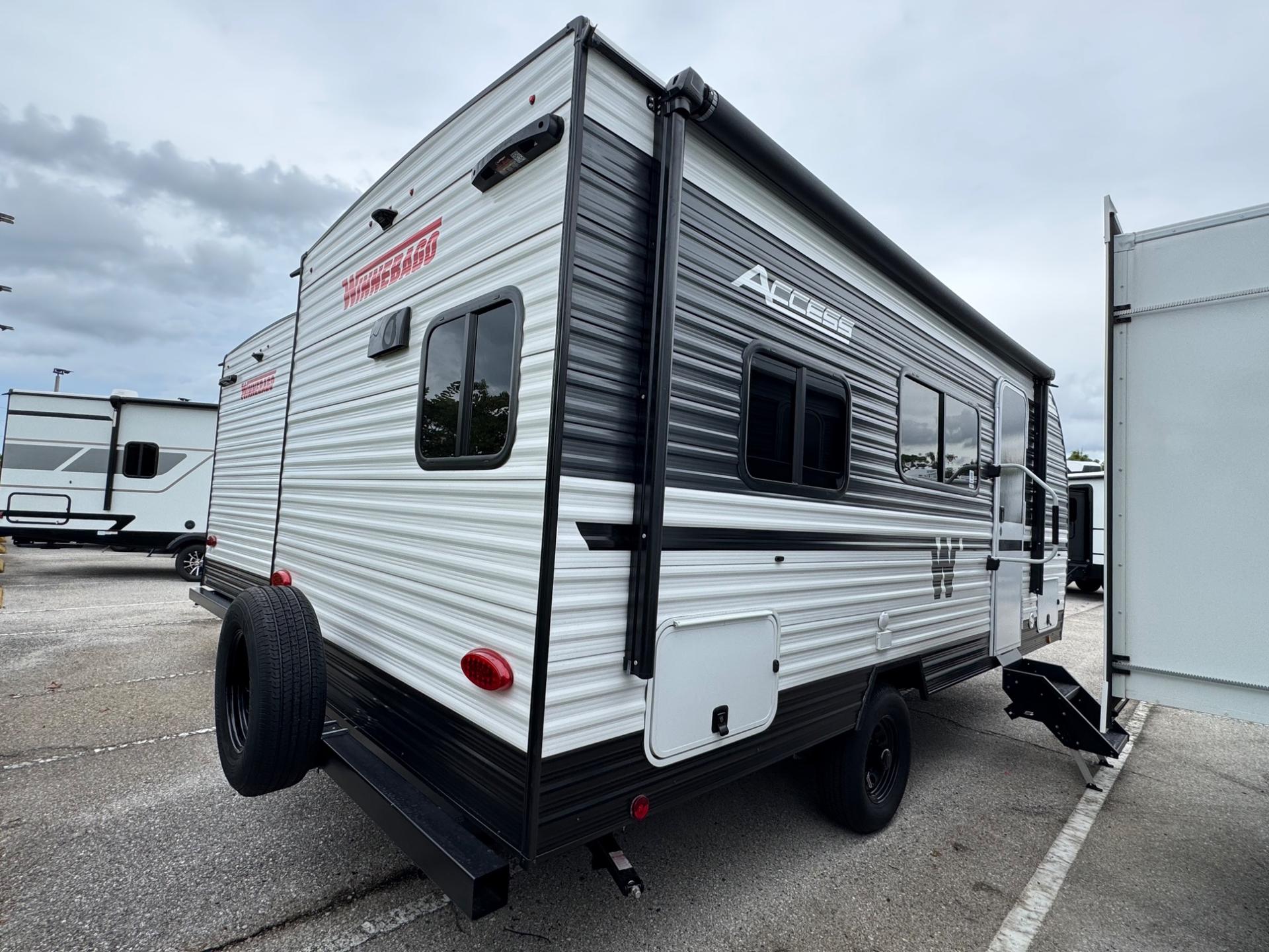2027 Winnebago 2027 Winnebago Access - thumbnail 4