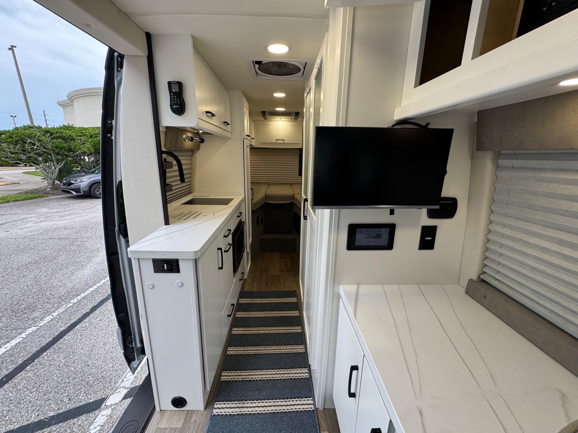 2025 COACHMEN 2025 COACHMEN GALLERIA - thumbnail 6