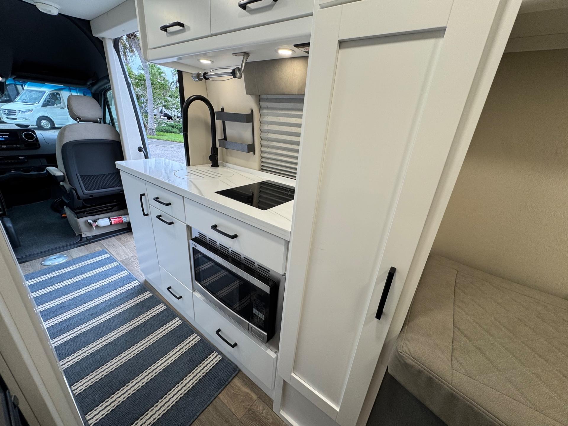 2025 COACHMEN 2025 COACHMEN GALLERIA - thumbnail 8