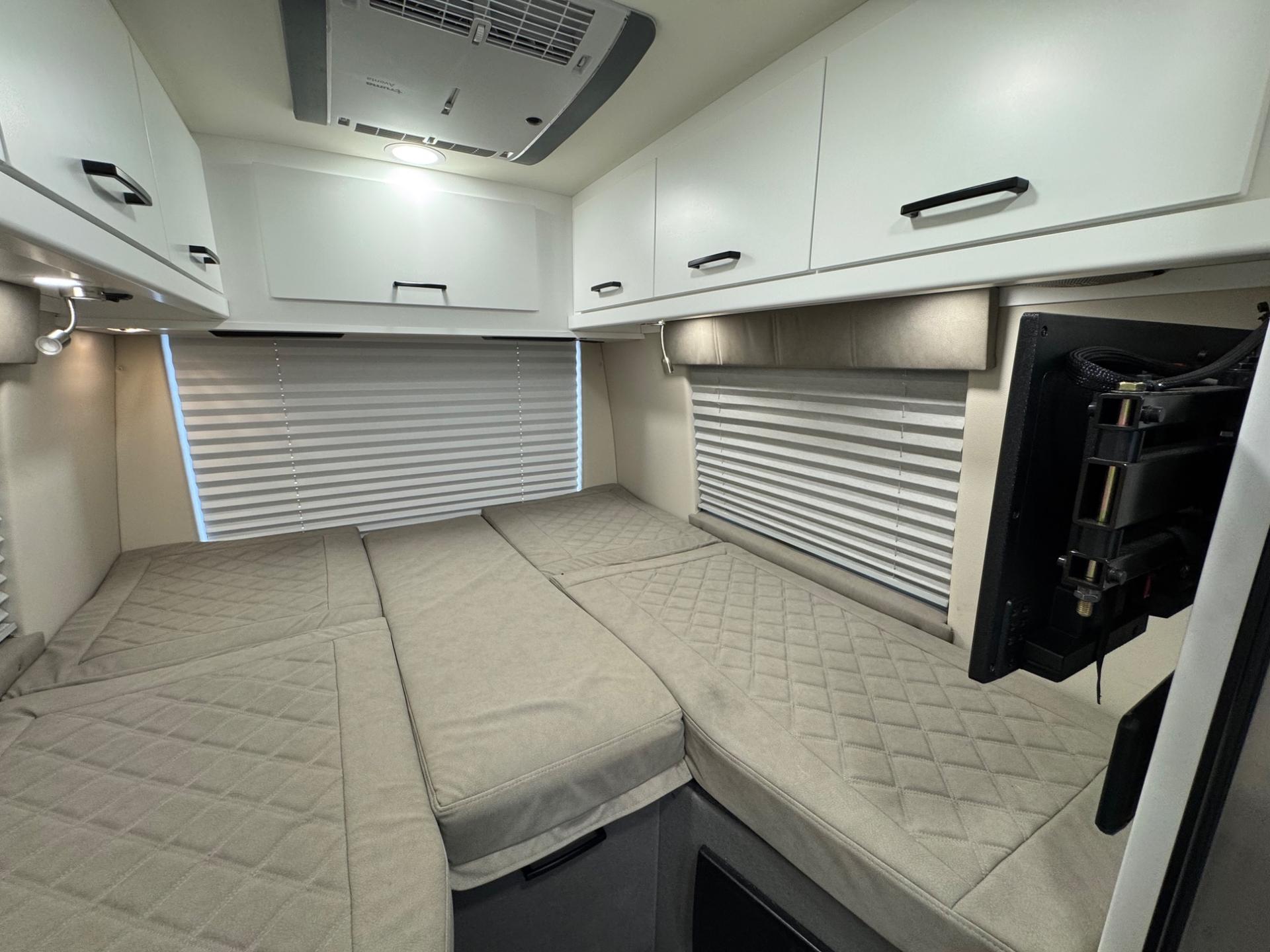 2025 COACHMEN 2025 COACHMEN GALLERIA - thumbnail 16