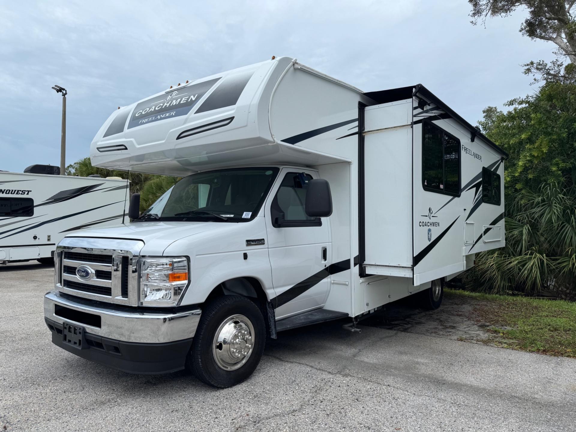 2025 Coachmen 2025 Coachmen Freelander - thumbnail 2