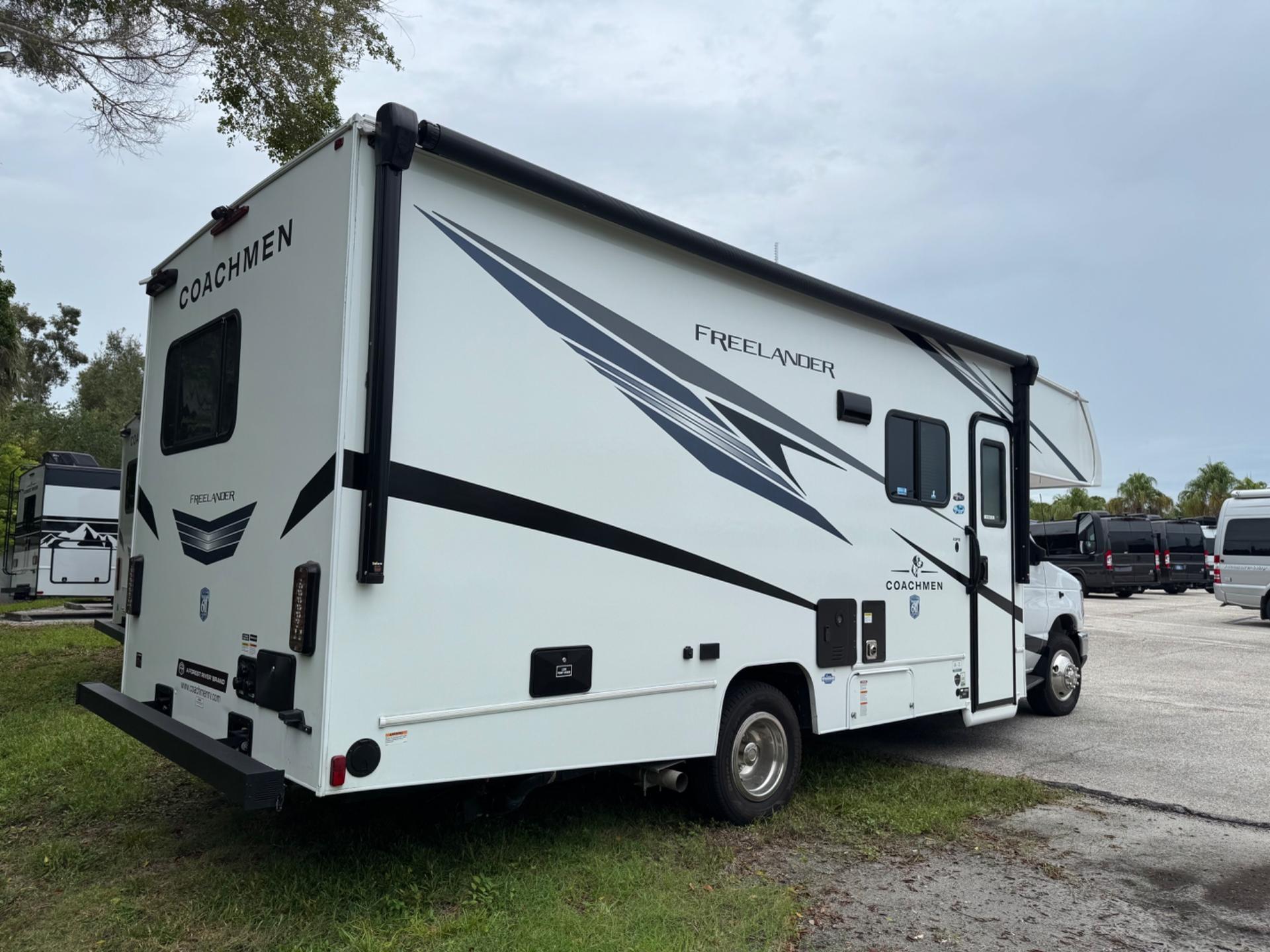 2025 Coachmen 2025 Coachmen Freelander - thumbnail 4