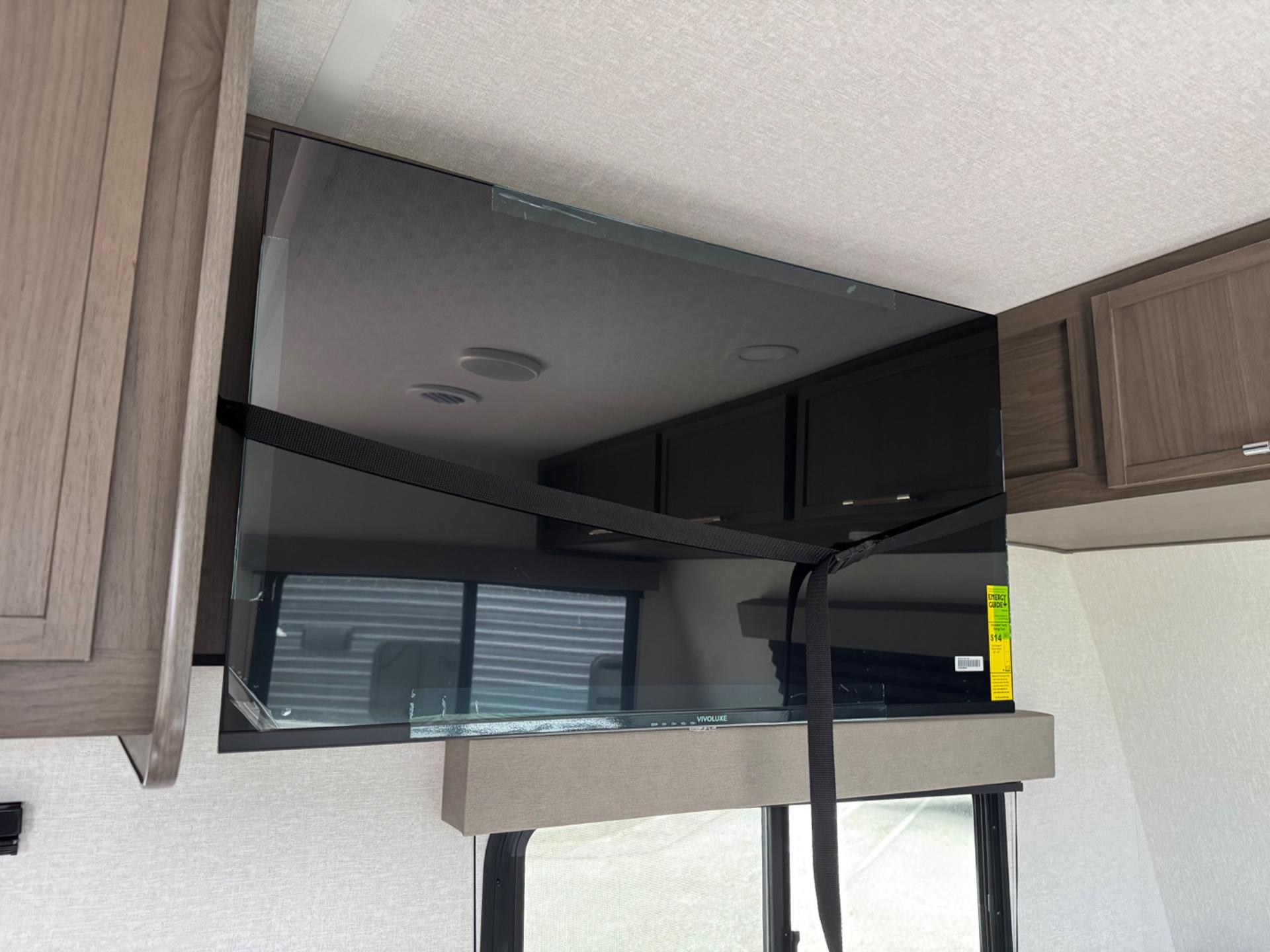 2027 Coachmen 2027 Coachmen Freedom Express Select - thumbnail 21