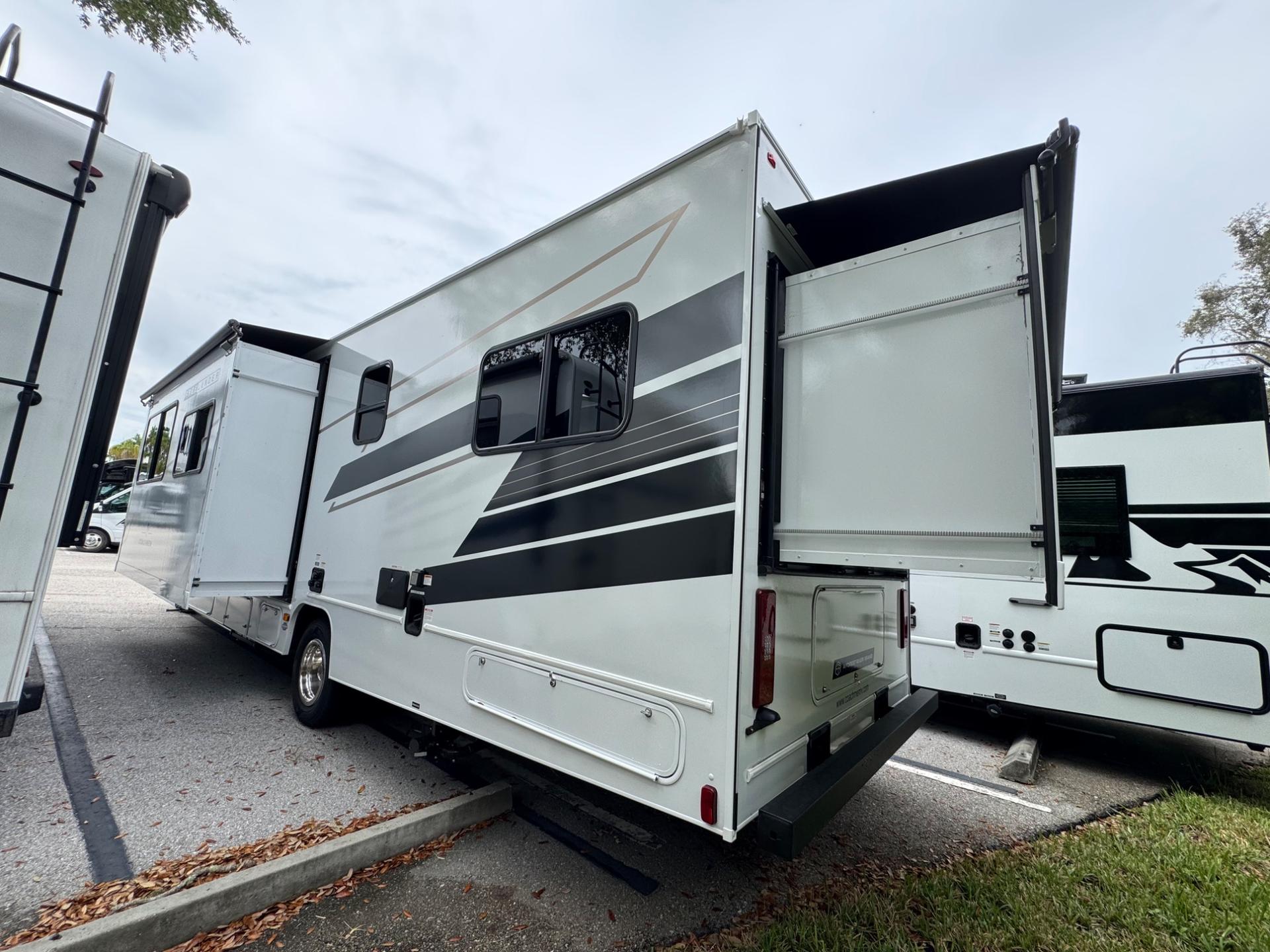 2027 Coachmen 2027 Coachmen Freelander - thumbnail 4