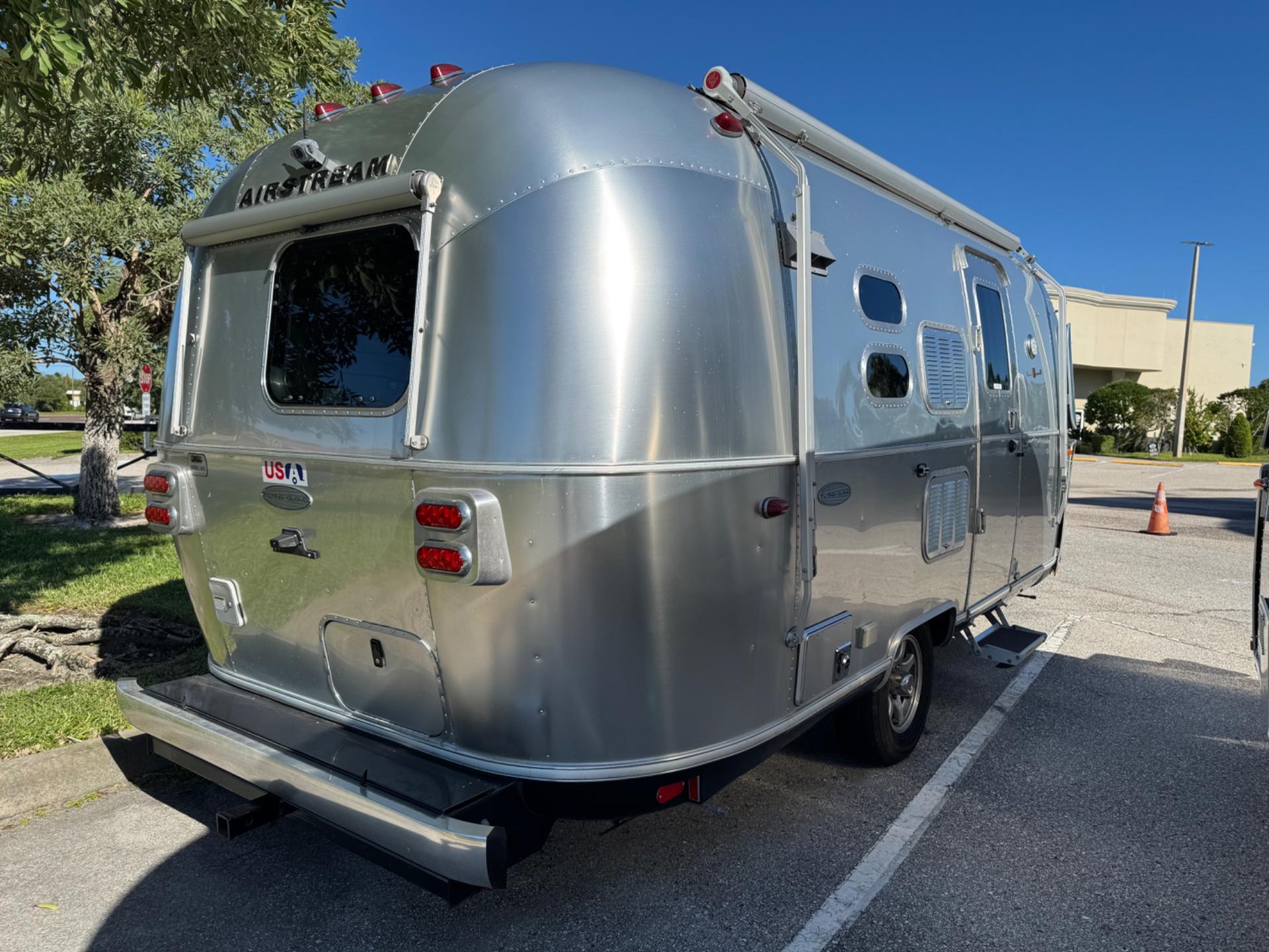 2019 Airstream 2019 Airstream Flying Cloud - thumbnail 4