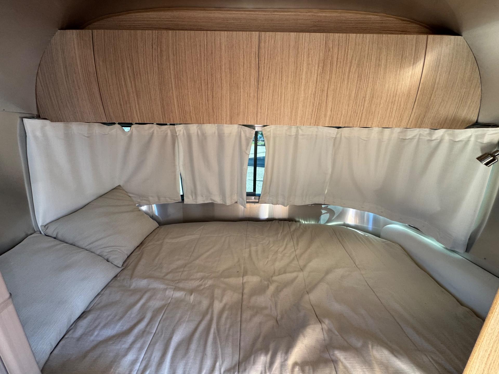 2019 Airstream 2019 Airstream Flying Cloud - thumbnail 15