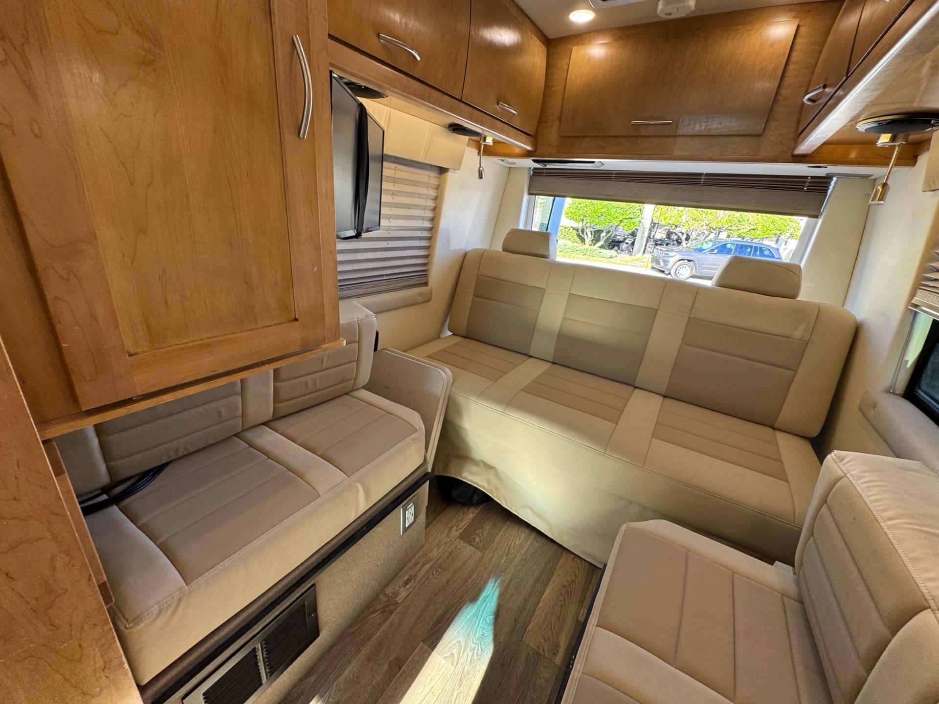 2021 COACHMEN 2021 COACHMEN GALLERIA - thumbnail 15