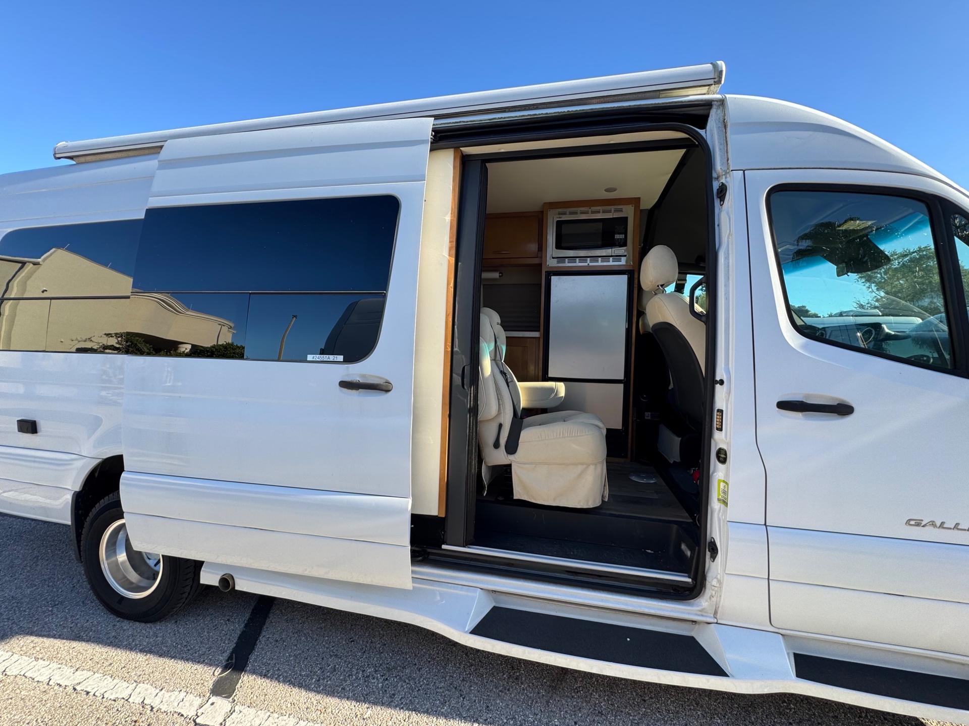 2021 COACHMEN 2021 COACHMEN GALLERIA - thumbnail 23