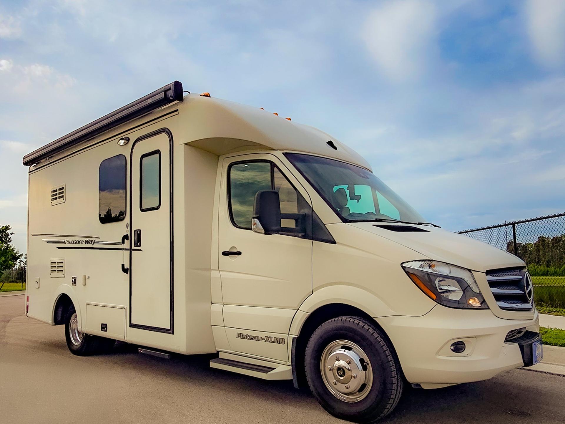 2019 Pleasure-Way Plateau XLMB