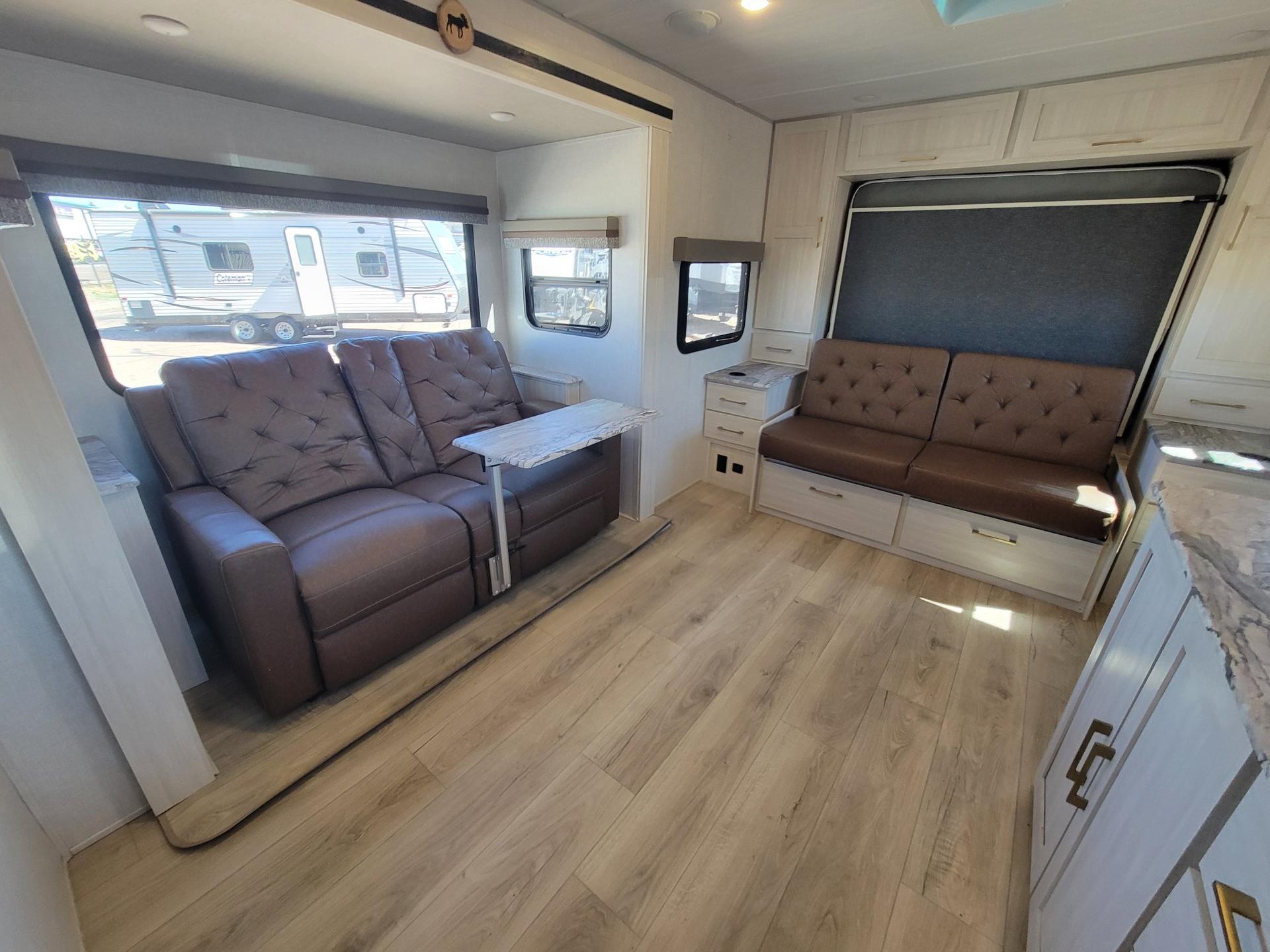 2024 Forest River 2024 Forest River Surveyor - thumbnail 5