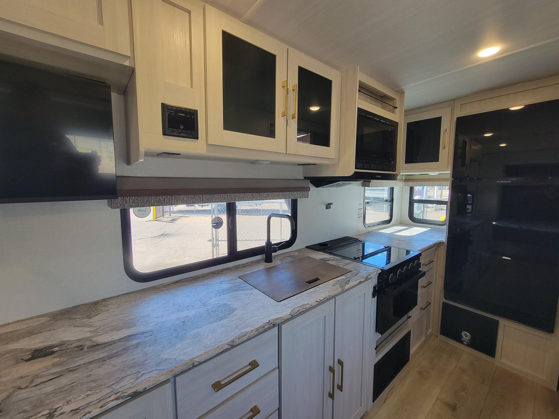 2024 Forest River 2024 Forest River Surveyor - thumbnail 9