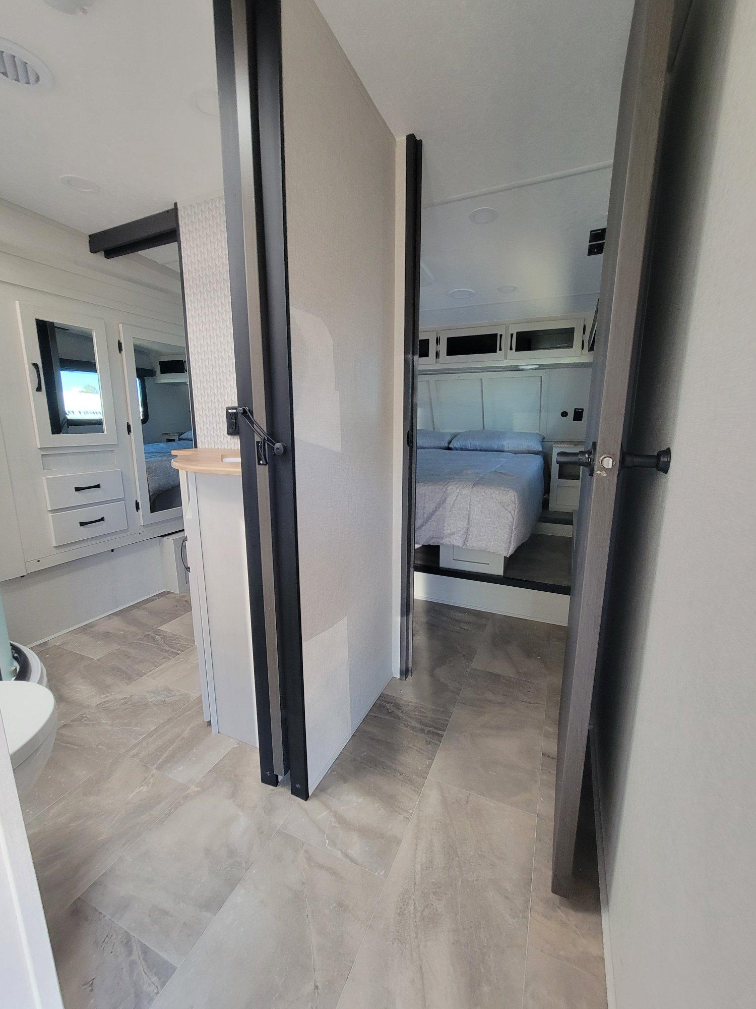 2026 Coachmen 2026 Coachmen Chaparral Lite - thumbnail 15