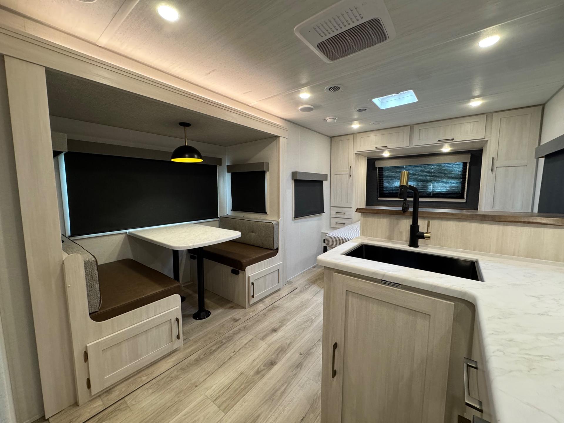 2026 Forest River 2026 Forest River Surveyor Legend - thumbnail 7