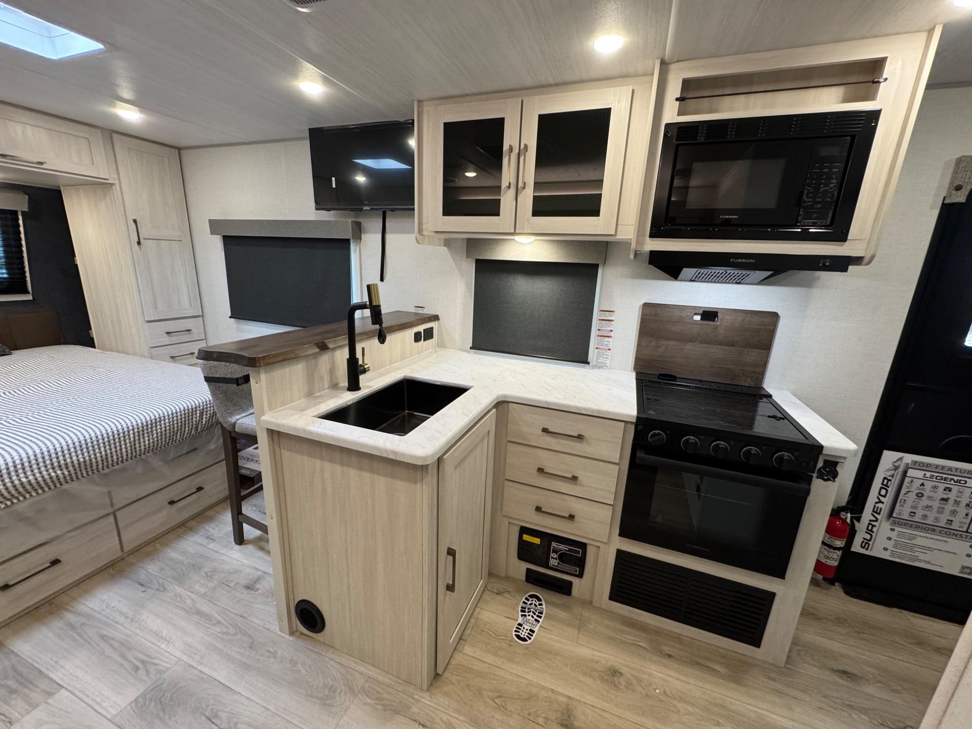 2026 Forest River 2026 Forest River Surveyor Legend - thumbnail 8