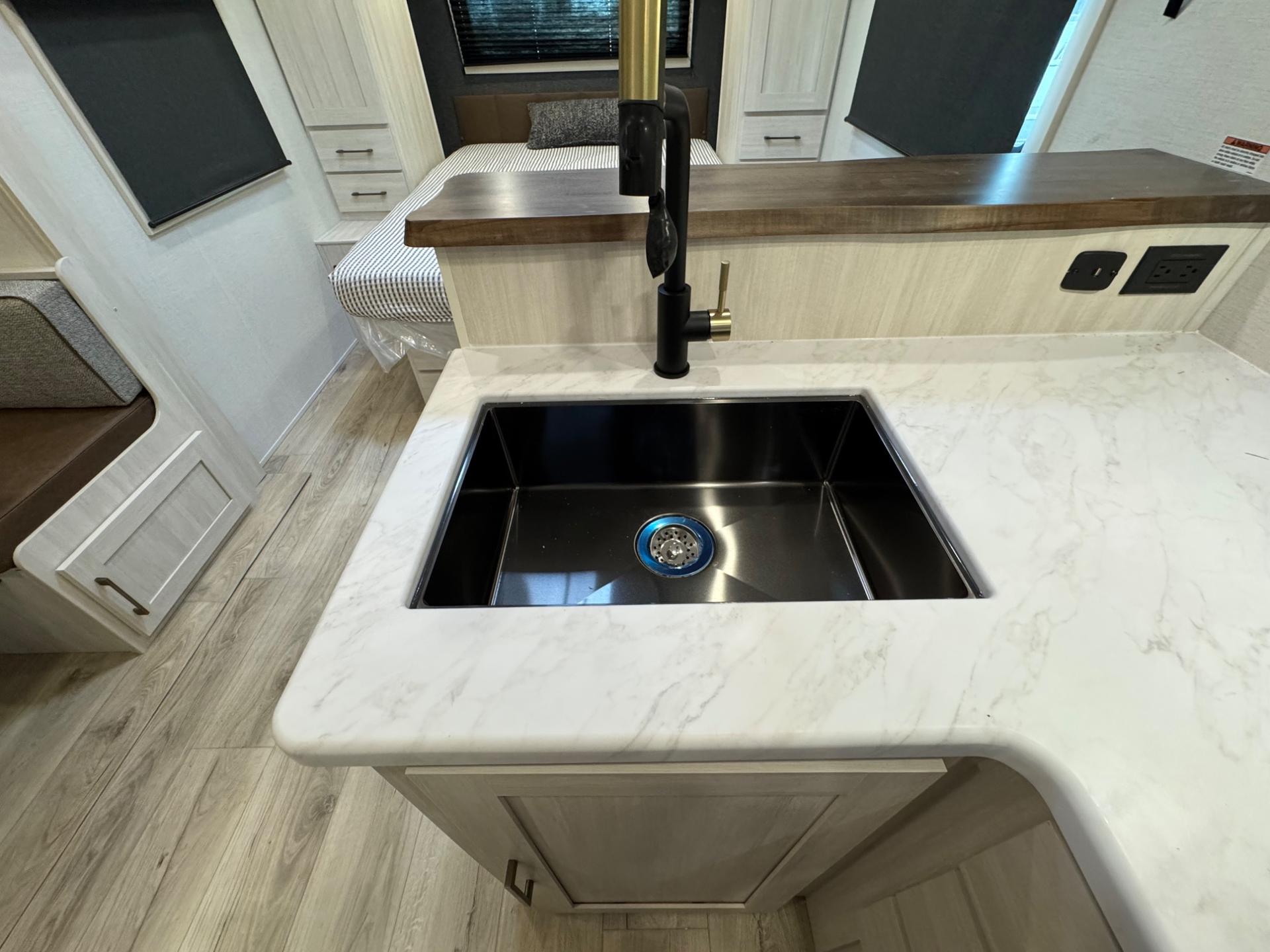 2026 Forest River 2026 Forest River Surveyor Legend - thumbnail 12