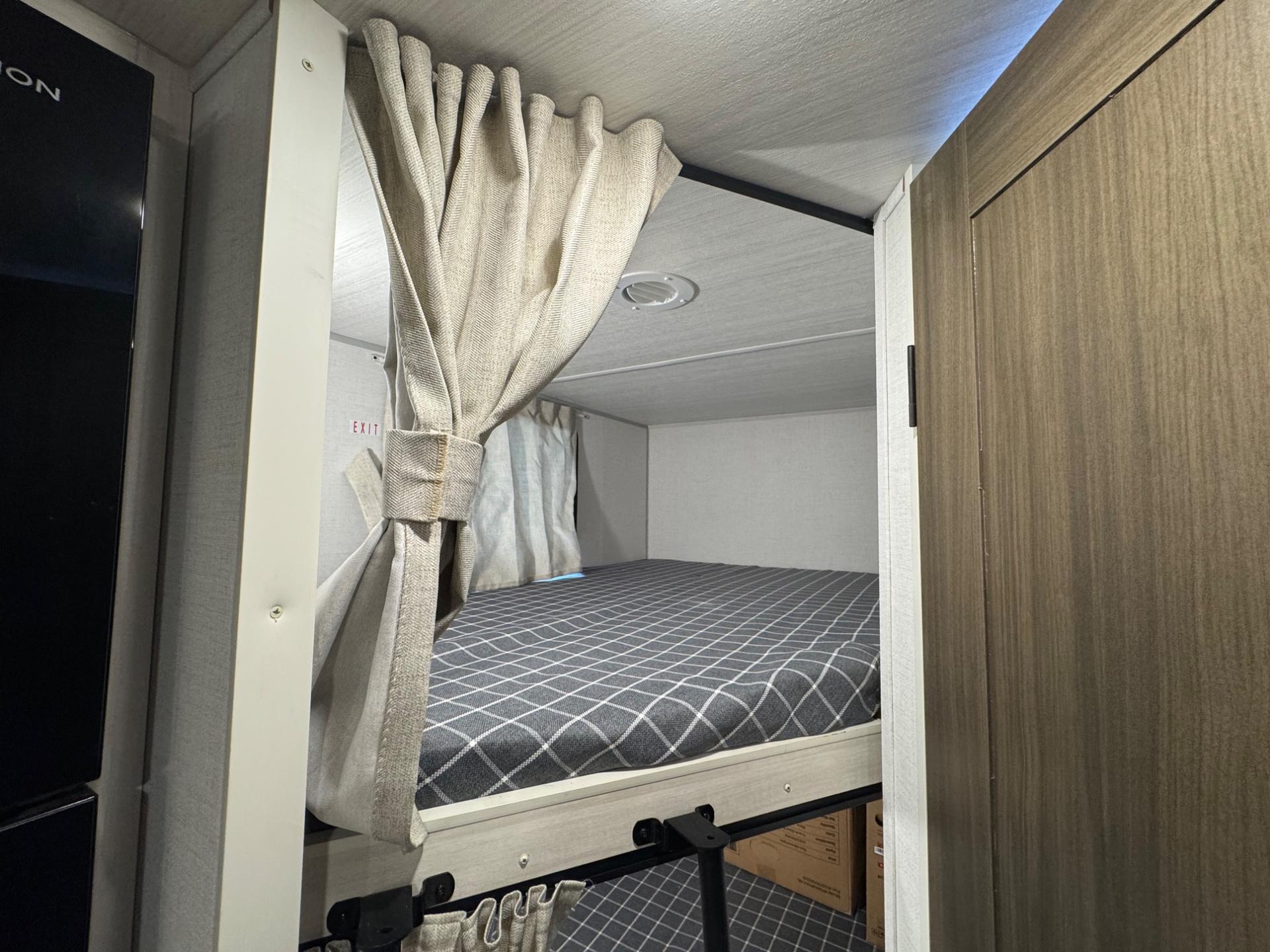 2026 Forest River 2026 Forest River Surveyor Legend - thumbnail 14