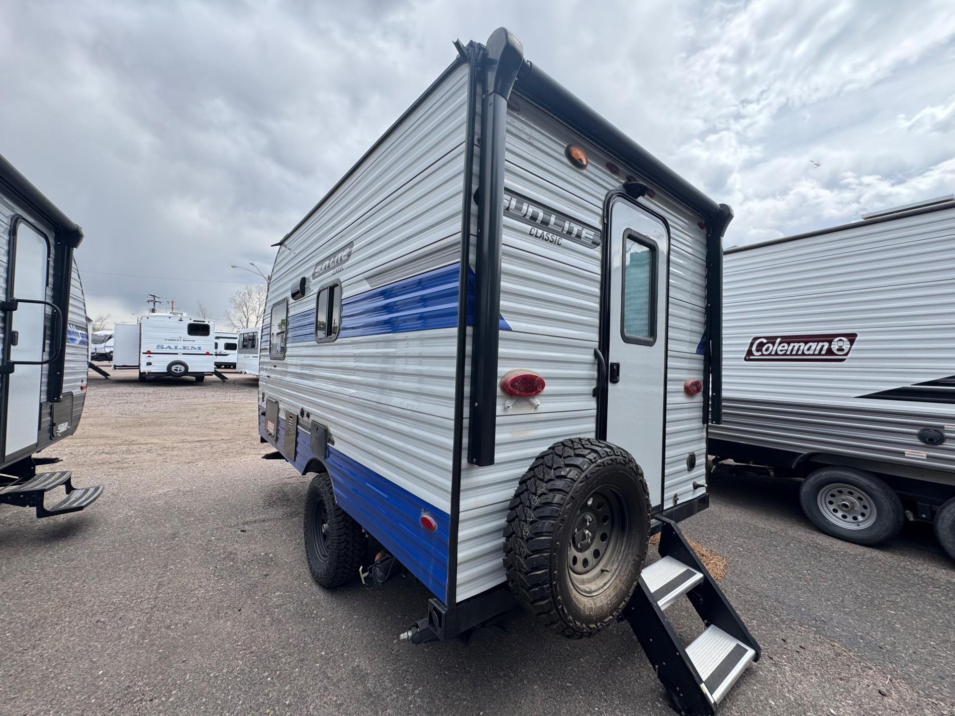 2021 Sunset Park 2021 Sunset Park Sun Lite - thumbnail 3