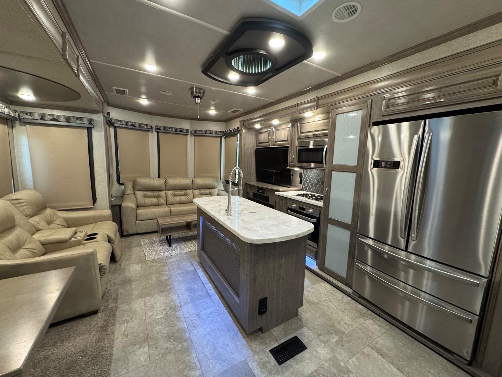 2020 Forest River 2020 Forest River Cedar Creek Cottage - thumbnail 7