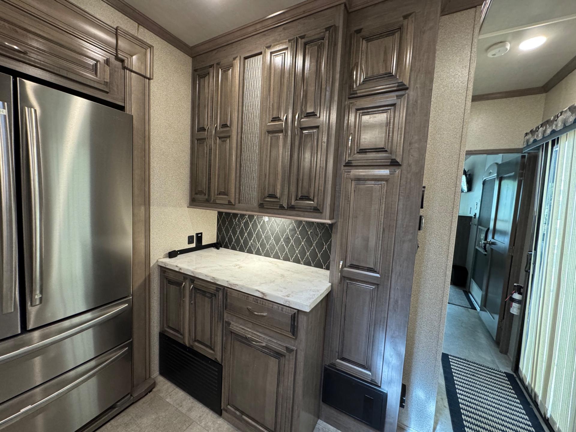 2020 Forest River 2020 Forest River Cedar Creek Cottage - thumbnail 9