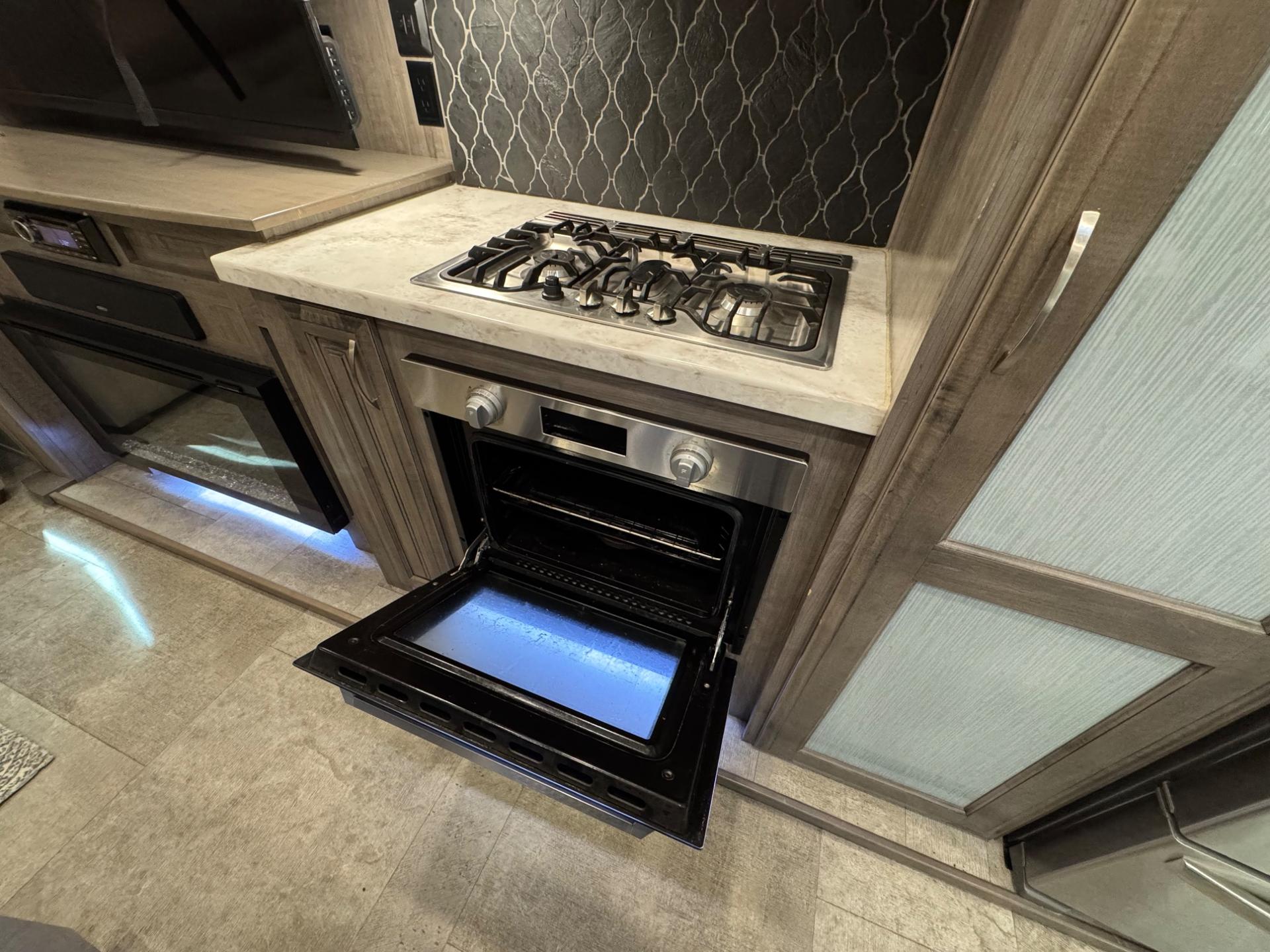 2020 Forest River 2020 Forest River Cedar Creek Cottage - thumbnail 12