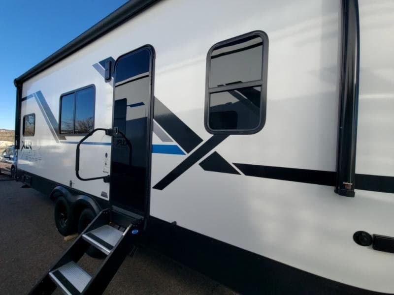 2026 Forest River 2026 Forest River Xlr Boost Toy Hauler - thumbnail 3