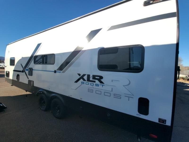 2026 Forest River 2026 Forest River Xlr Boost Toy Hauler - thumbnail 5