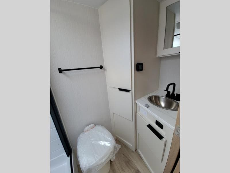 2026 Winnebago 2026 Winnebago Micro Minnie - thumbnail 19