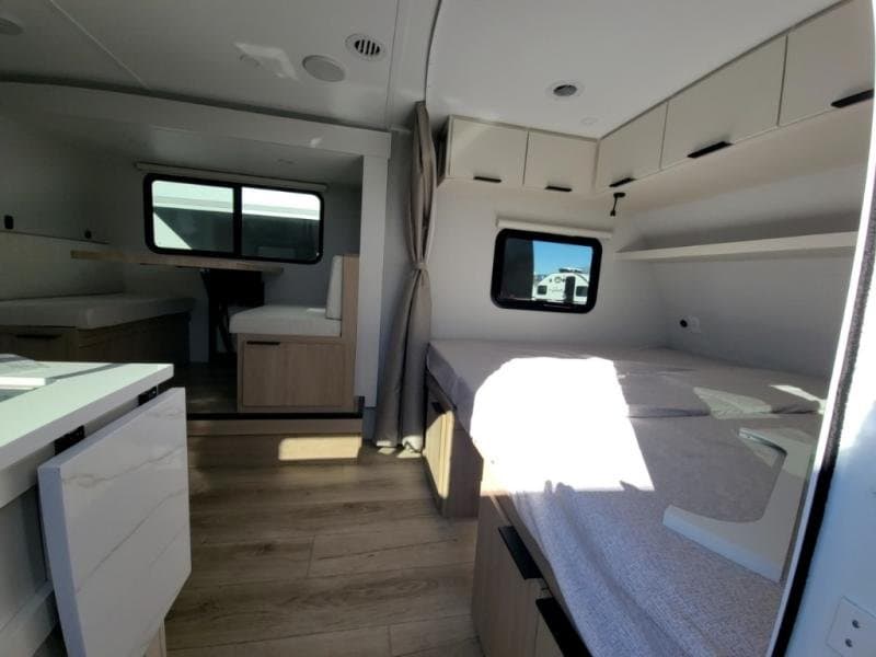 2026 Winnebago 2026 Winnebago Micro Minnie - thumbnail 12