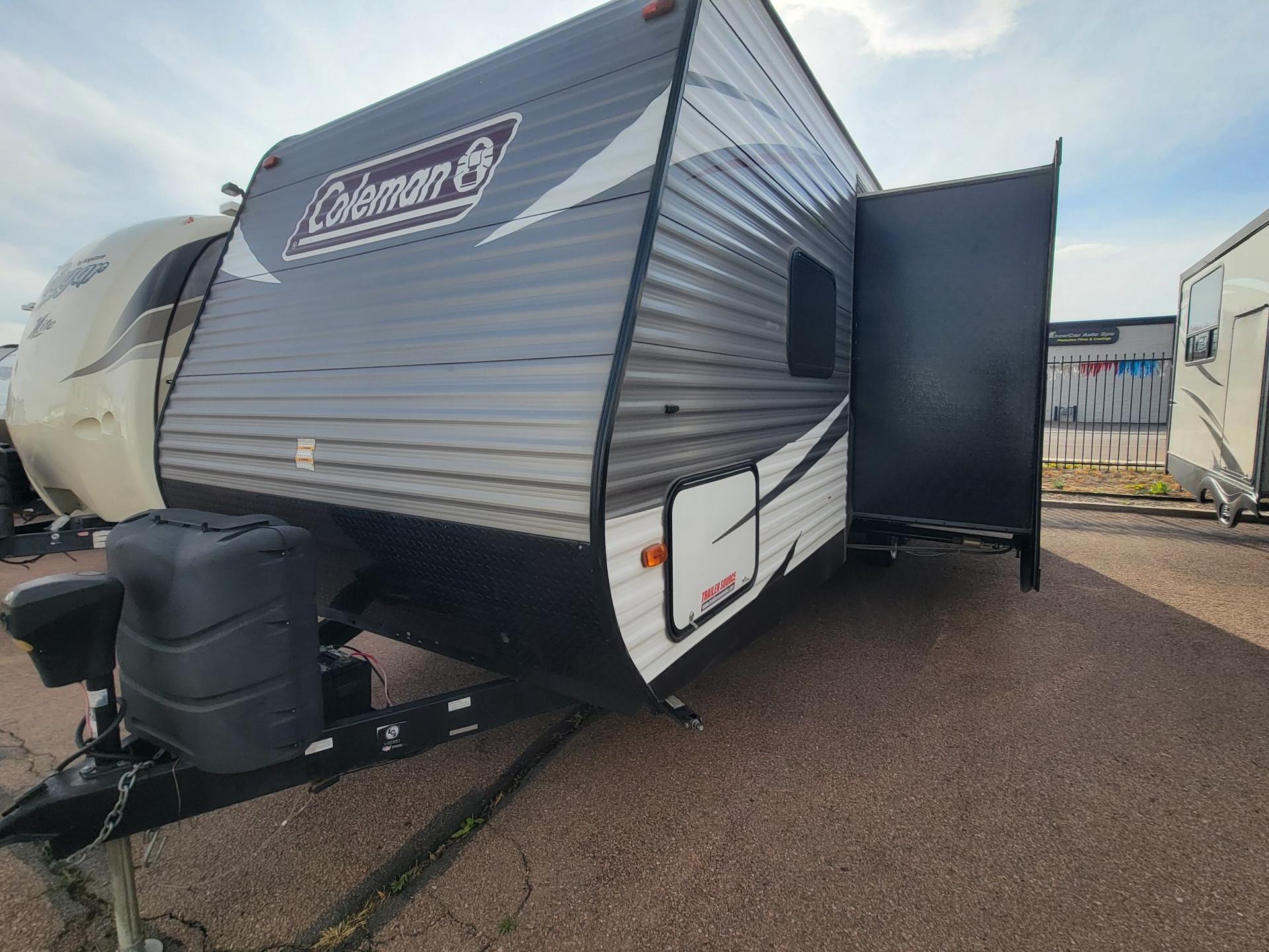 2017 Coleman 2017 Coleman Lantern - thumbnail 3