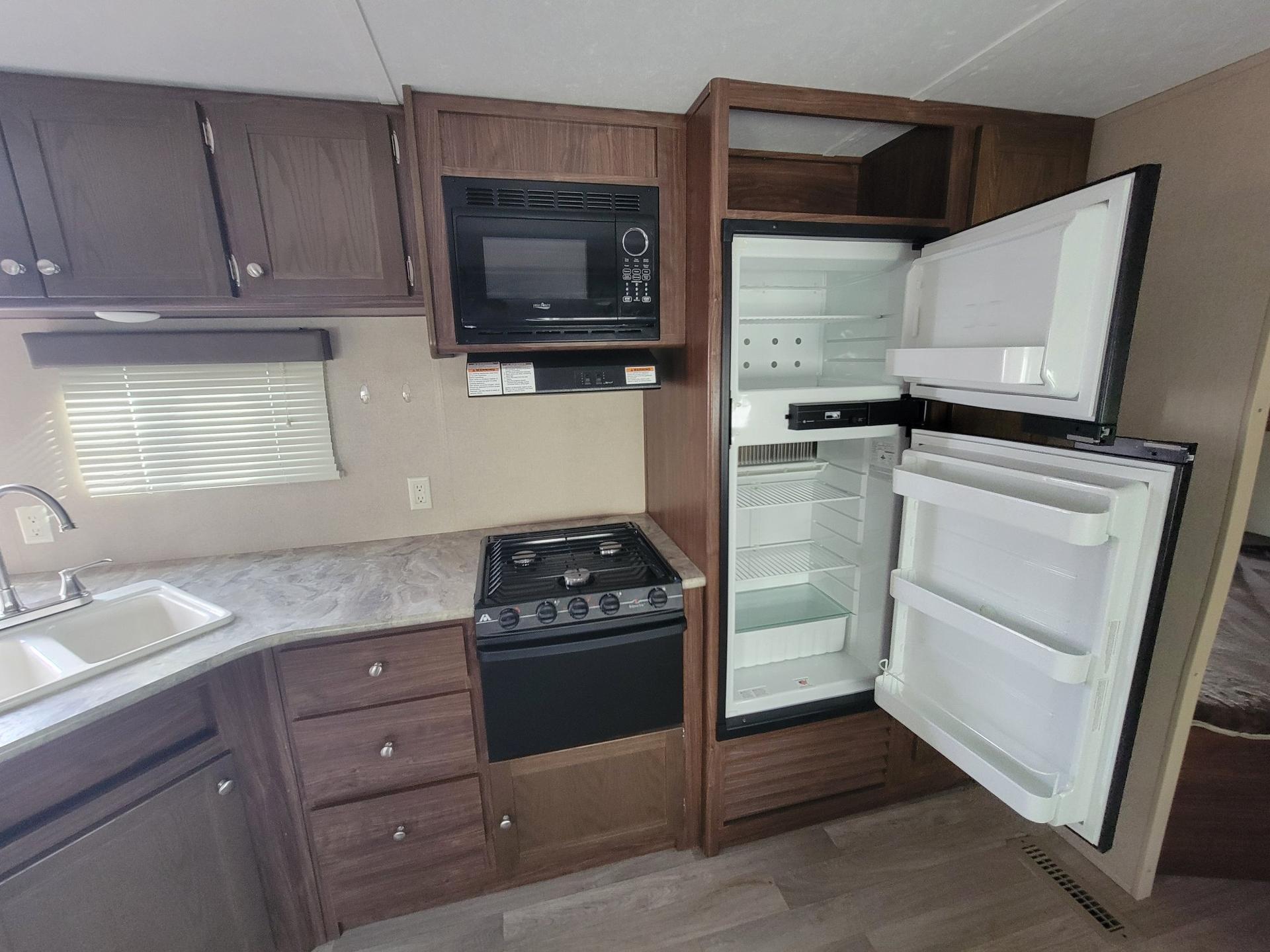 2017 Coleman 2017 Coleman Lantern - thumbnail 13