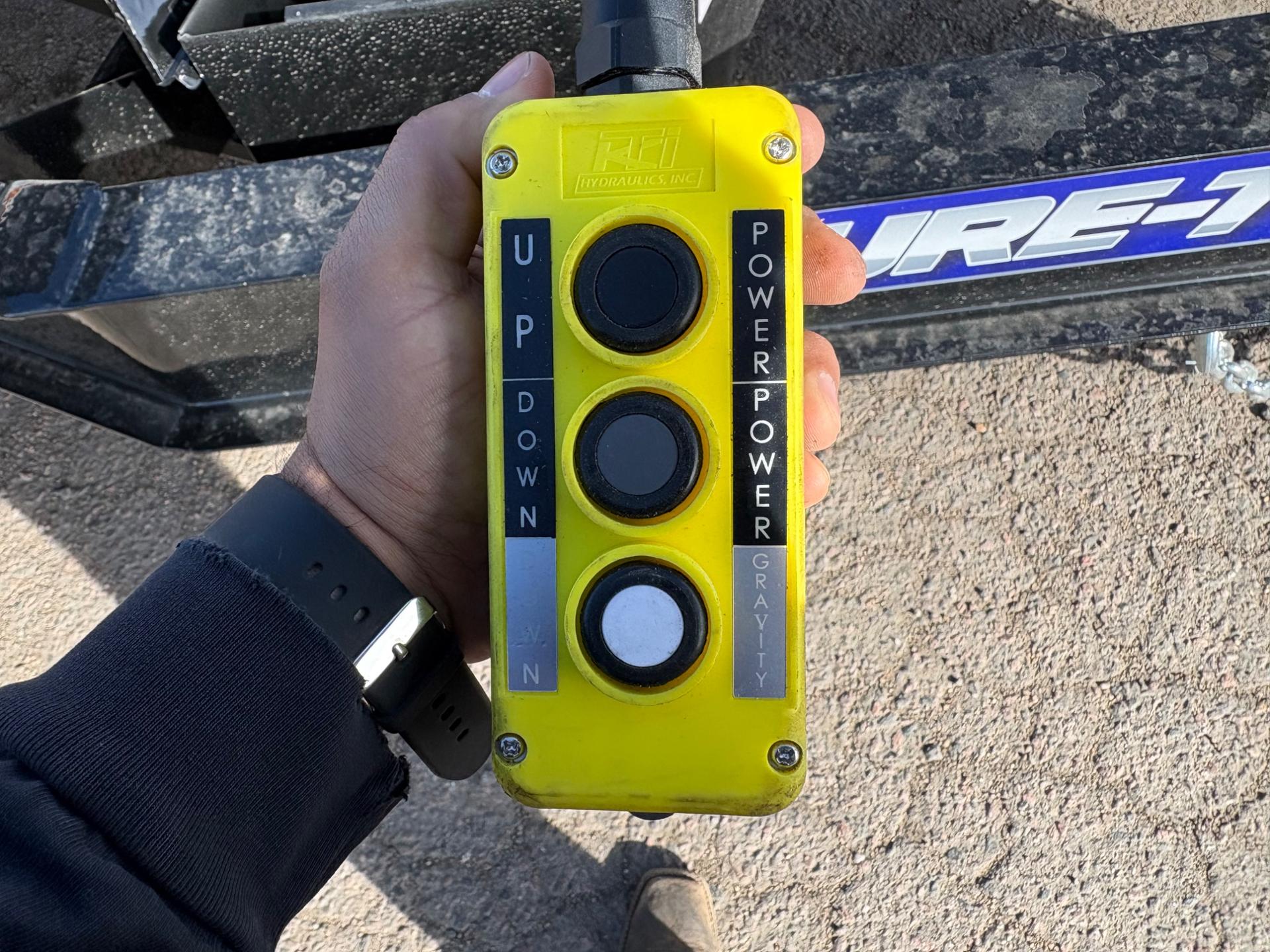 2026 Sure-Trac 2026 Sure-Trac 8.5'x22' Deckover Power Tilt - 7662 - thumbnail 11