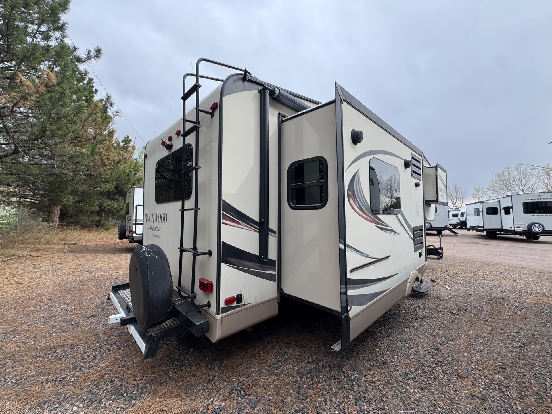 2016 Forest River 2016 Forest River Rockwood - thumbnail 4