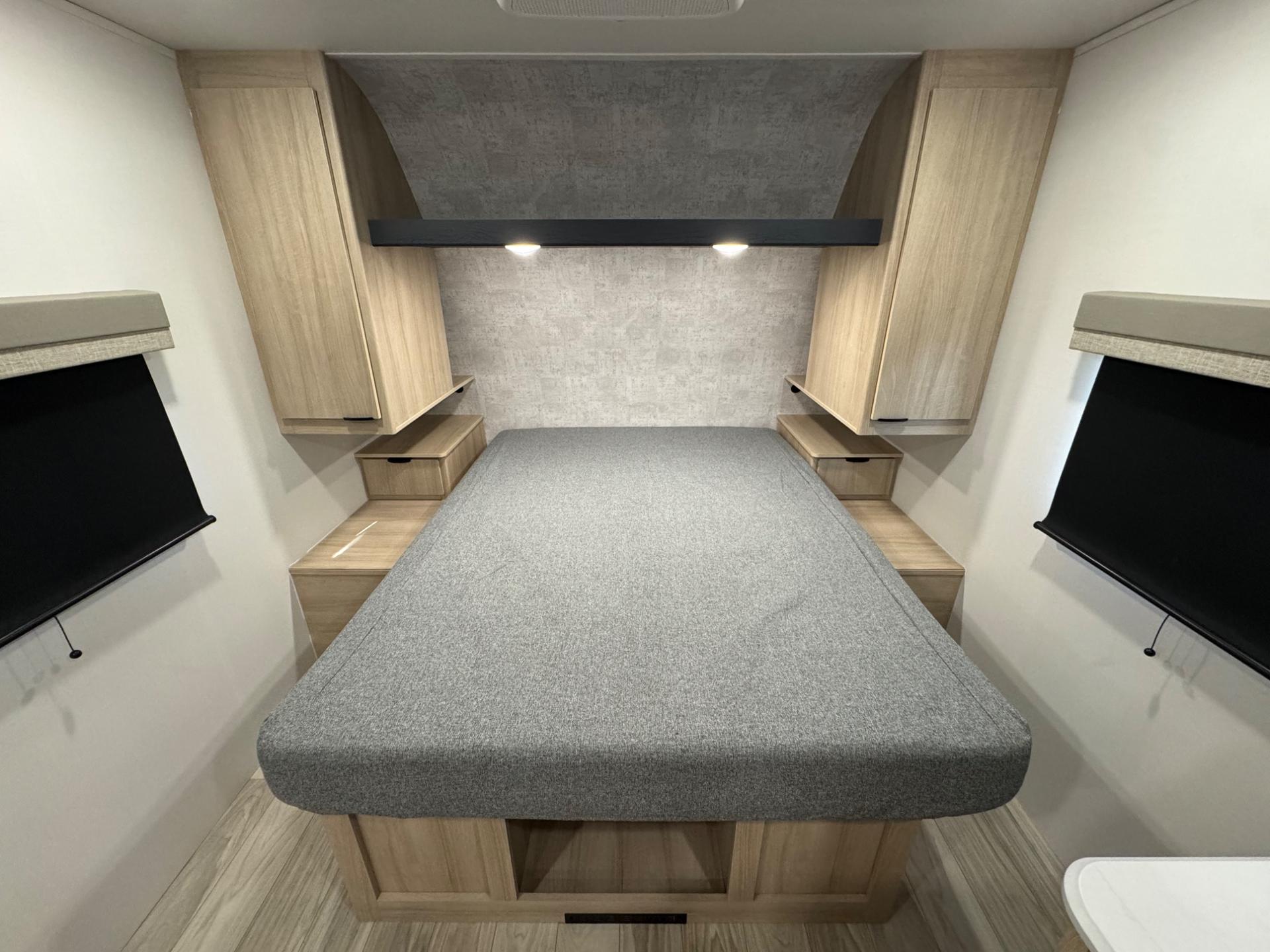 2025 Winnebago 2025 Winnebago Minnie - thumbnail 12