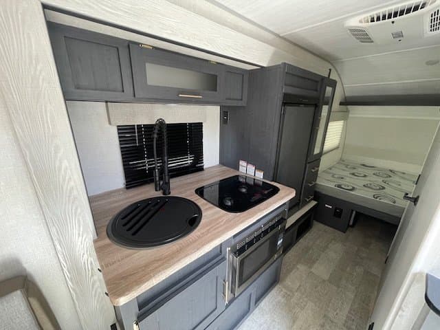 2024 Forest River 2024 Forest River R Pod - thumbnail 5