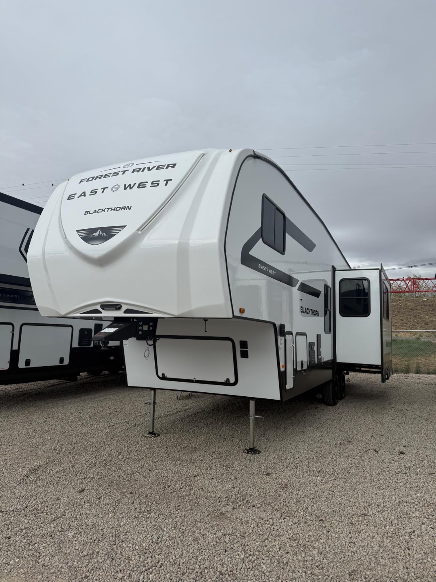 2026 Forest River 2026 Forest River Blackthorn - thumbnail 2