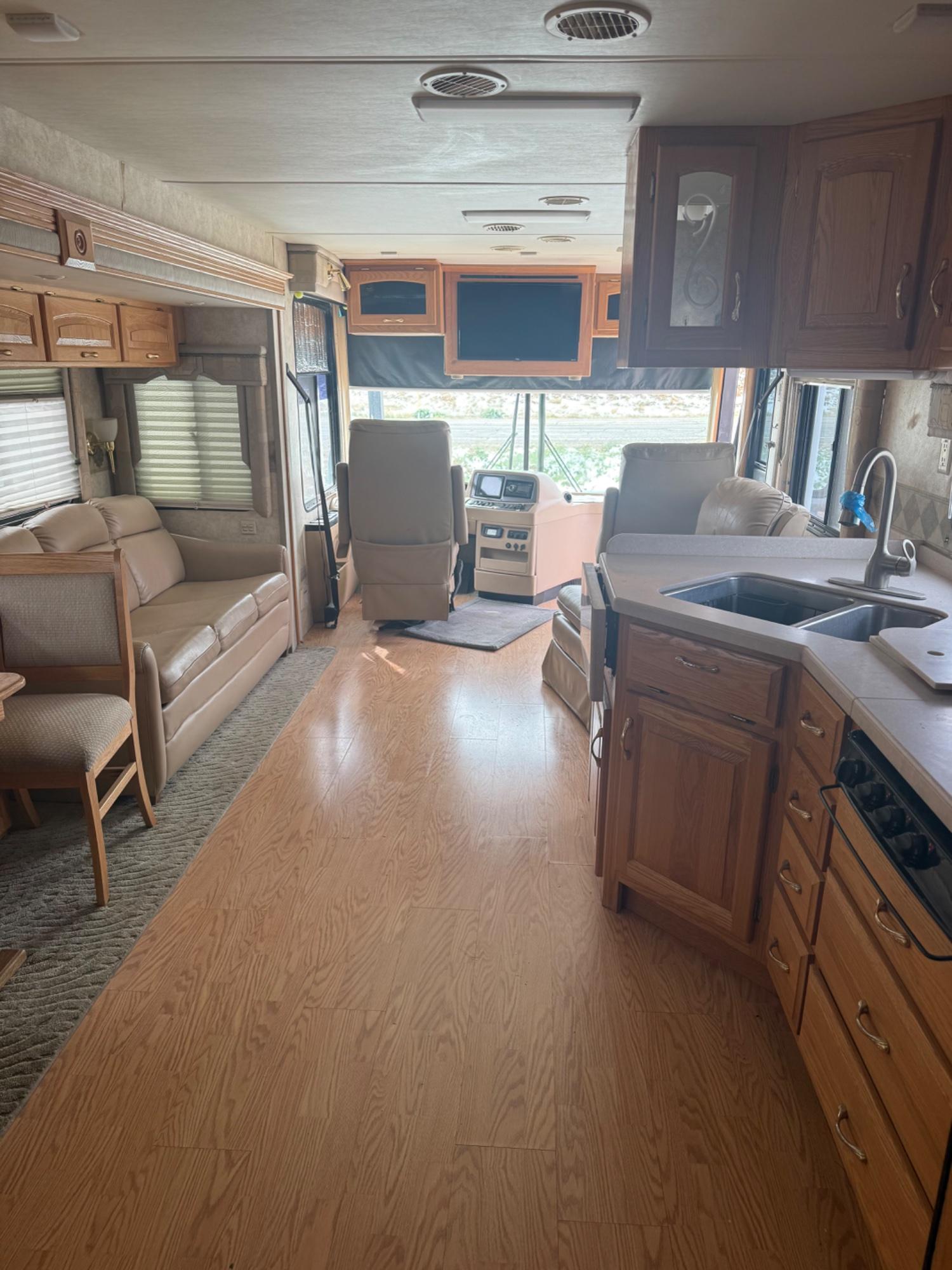 2005 Newmar 2005 Newmar Newmar - thumbnail 5