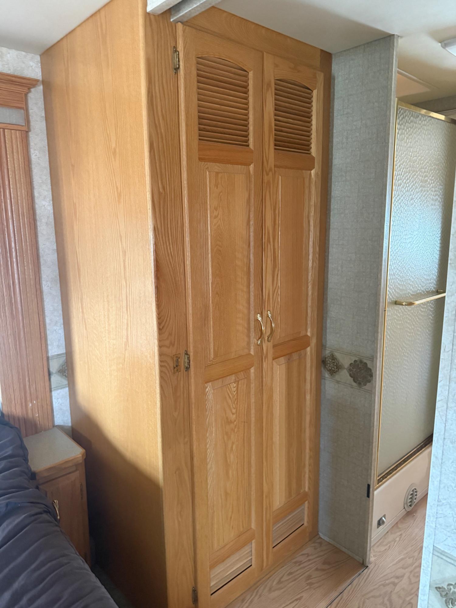 2005 Newmar 2005 Newmar Newmar - thumbnail 13