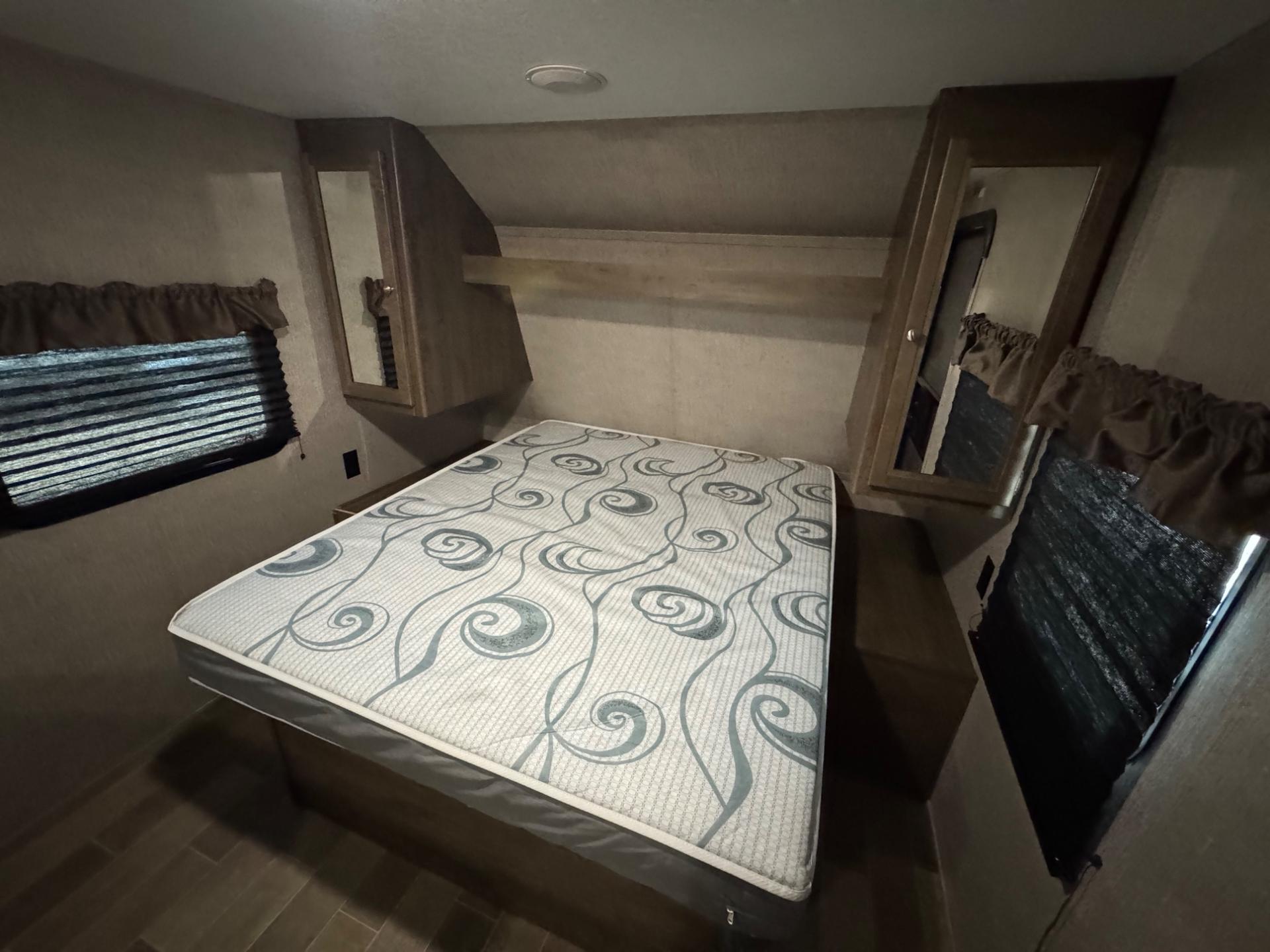 2020 Dutchmen 2020 Dutchmen Coleman - thumbnail 5