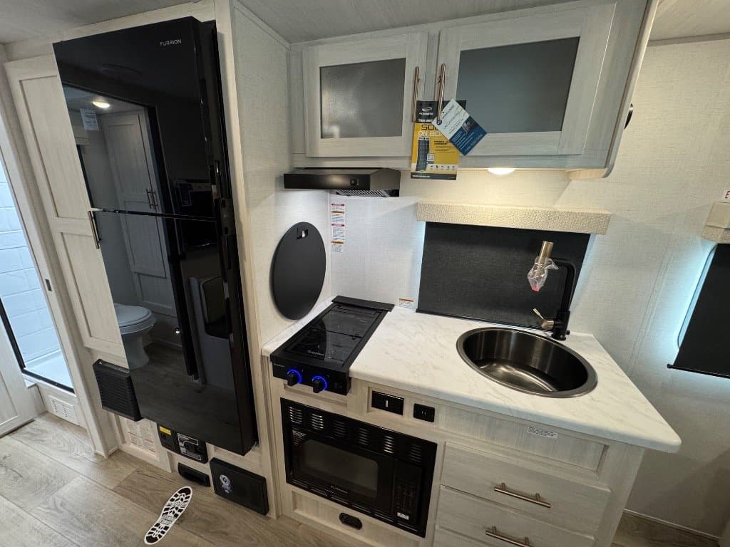 2026 Forest River RV 2026 Forest River RV R Pod - thumbnail 7