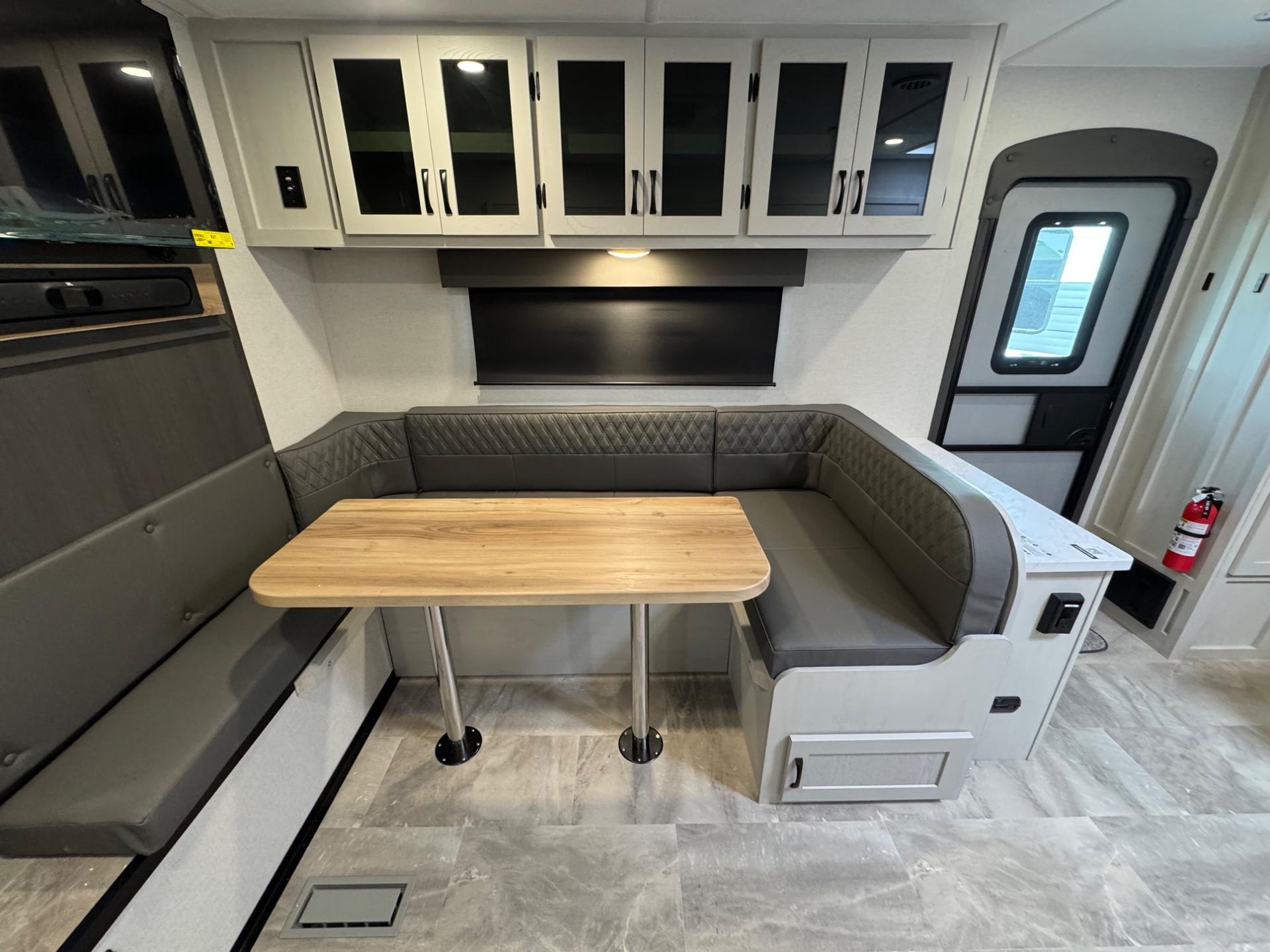 2026 Forest River 2026 Forest River Chaparral - thumbnail 7