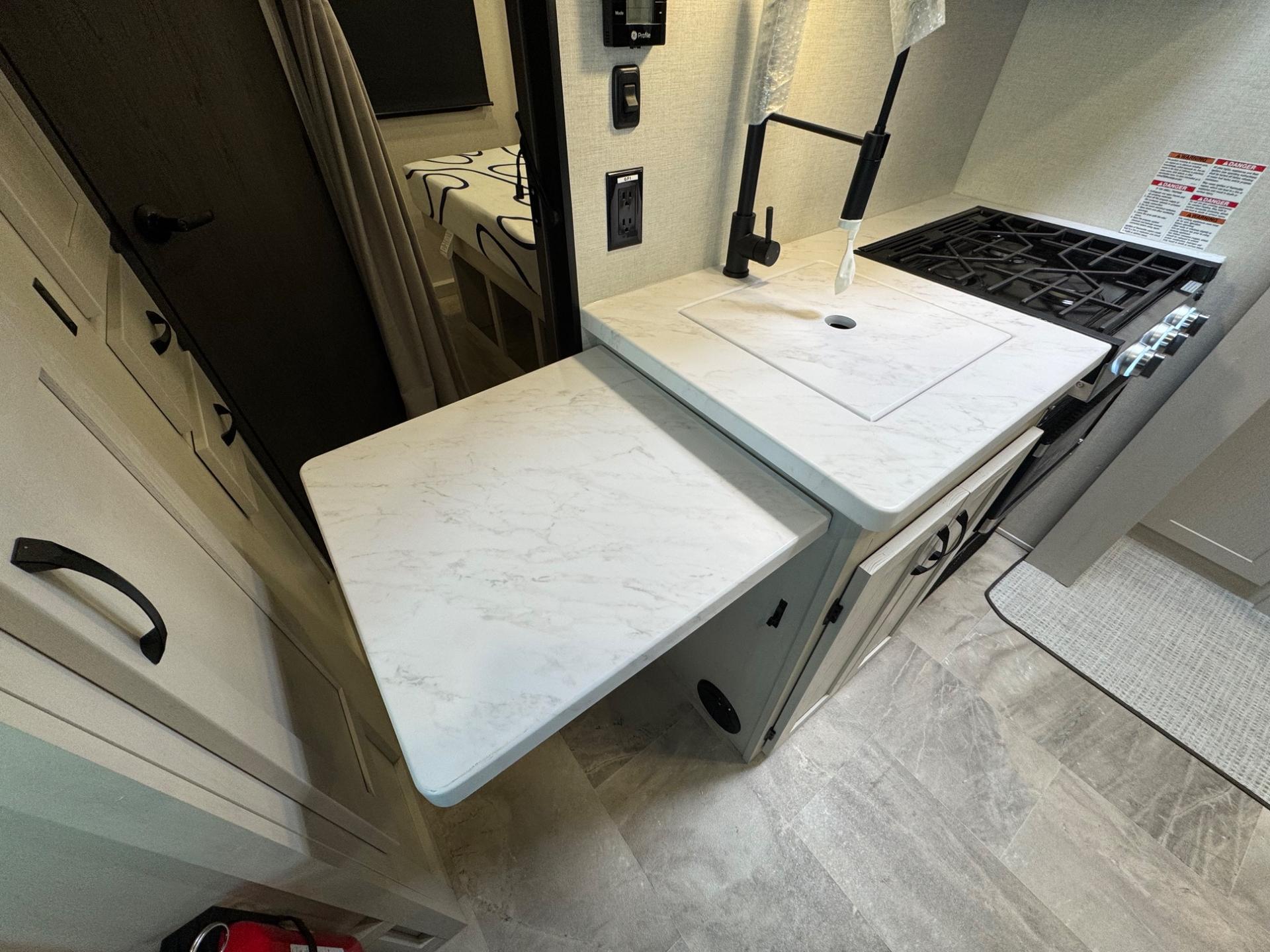 2026 Forest River 2026 Forest River Chaparral - thumbnail 17