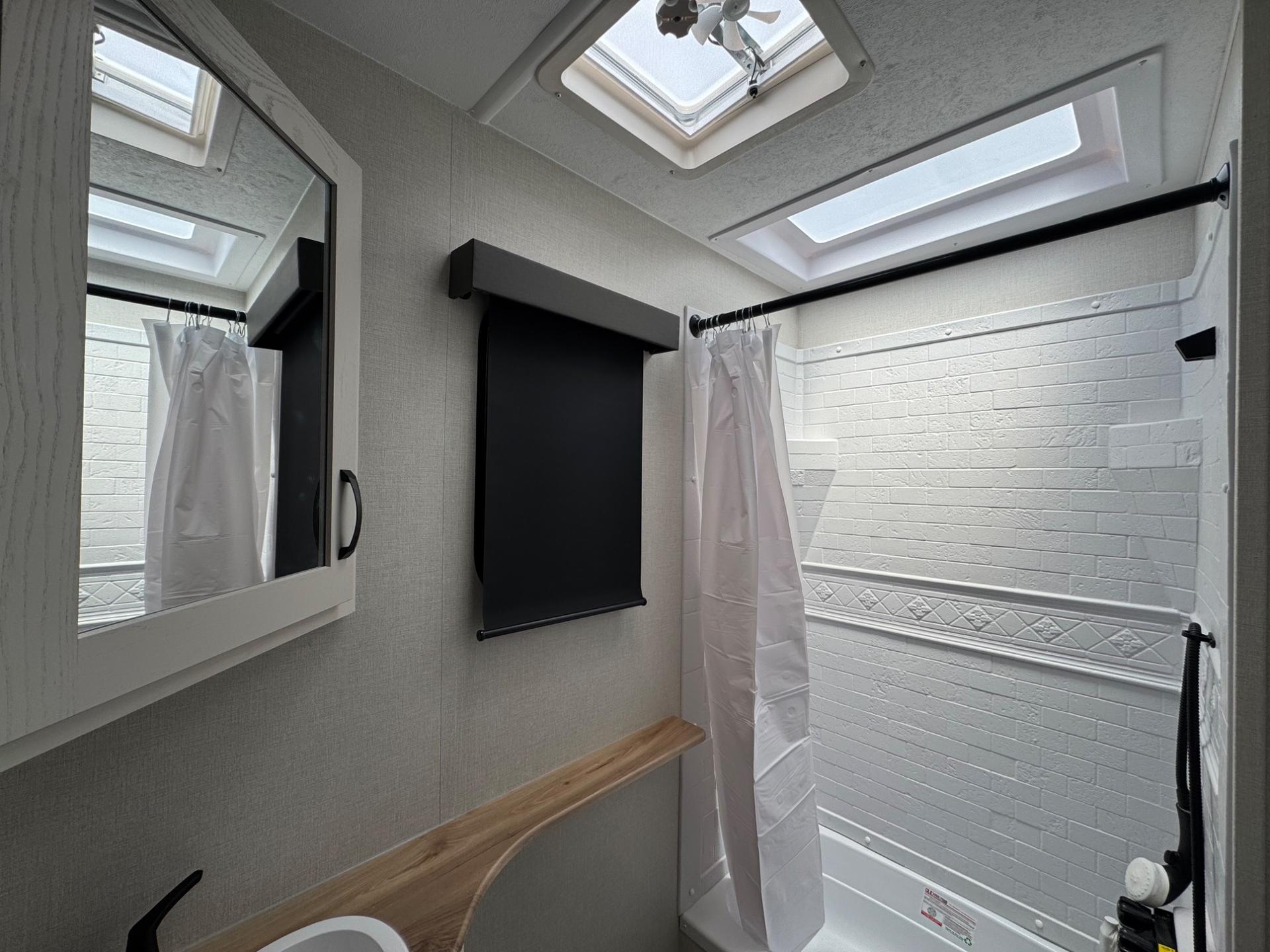 2026 Forest River 2026 Forest River Chaparral - thumbnail 21