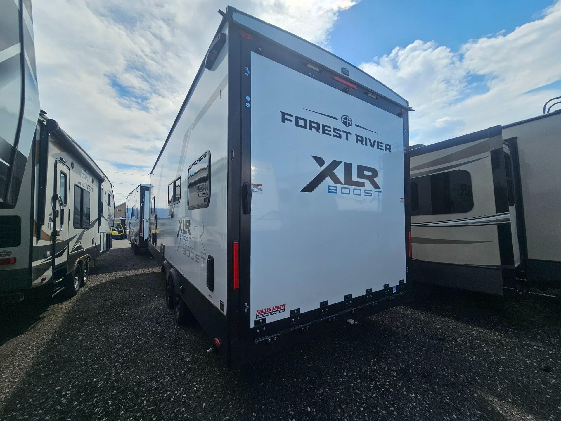 2025 Forest River 2025 Forest River XLR Boost - thumbnail 12