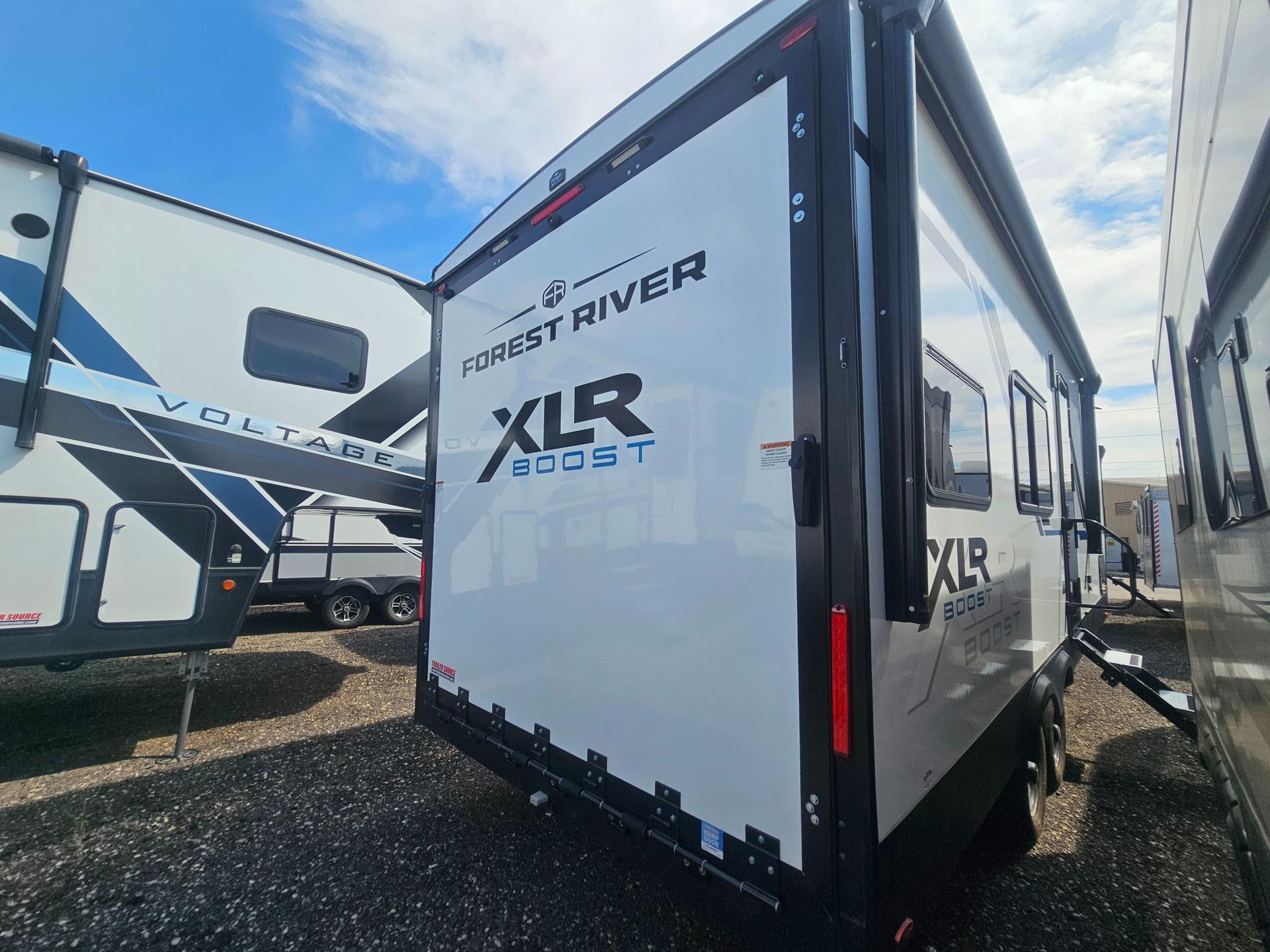 2025 Forest River 2025 Forest River XLR Boost - thumbnail 13