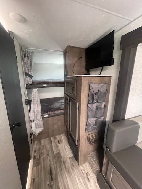 2022 Venture RV 2022 Venture RV Sonic - thumbnail 6