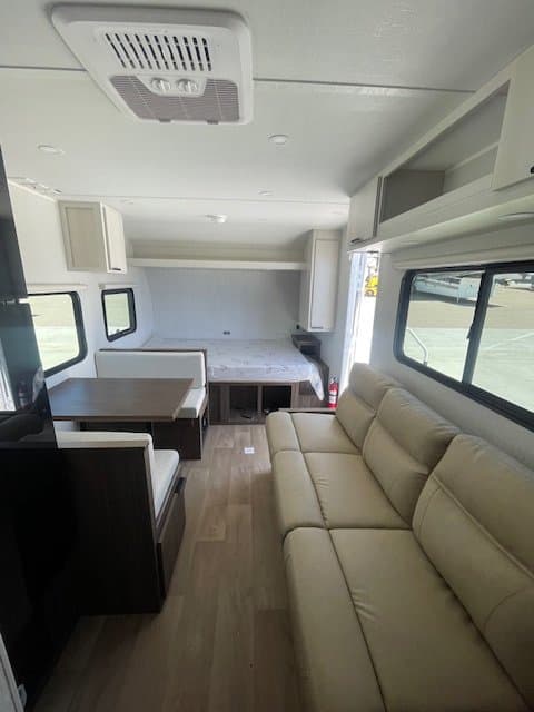2026 Winnebago 2026 Winnebago Access - thumbnail 8
