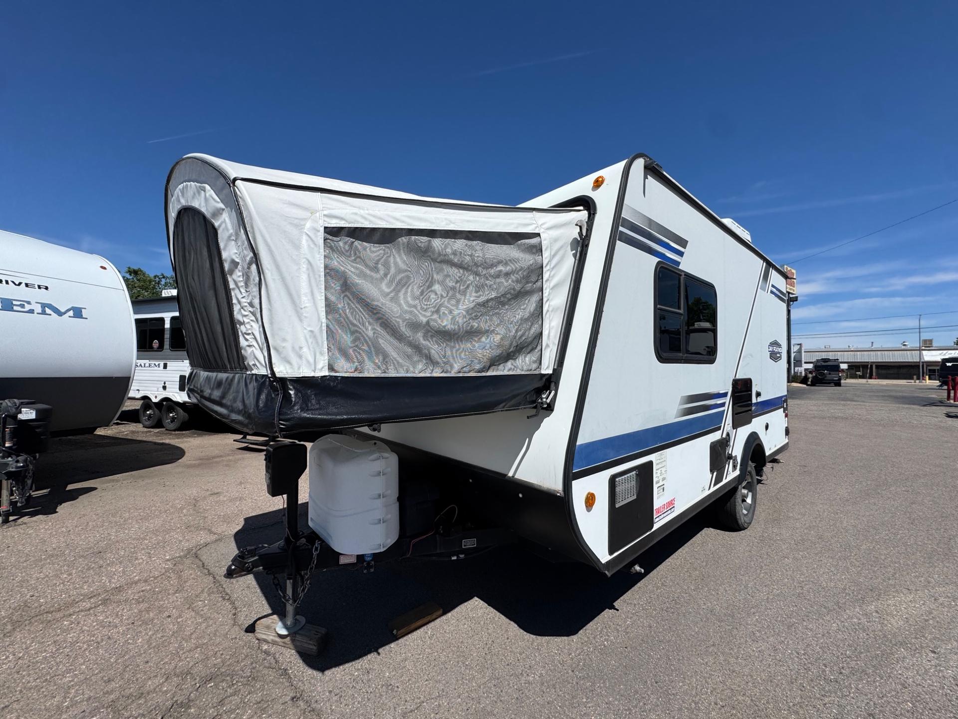 2018 Jayco 2018 Jayco Jay Feather - thumbnail 3