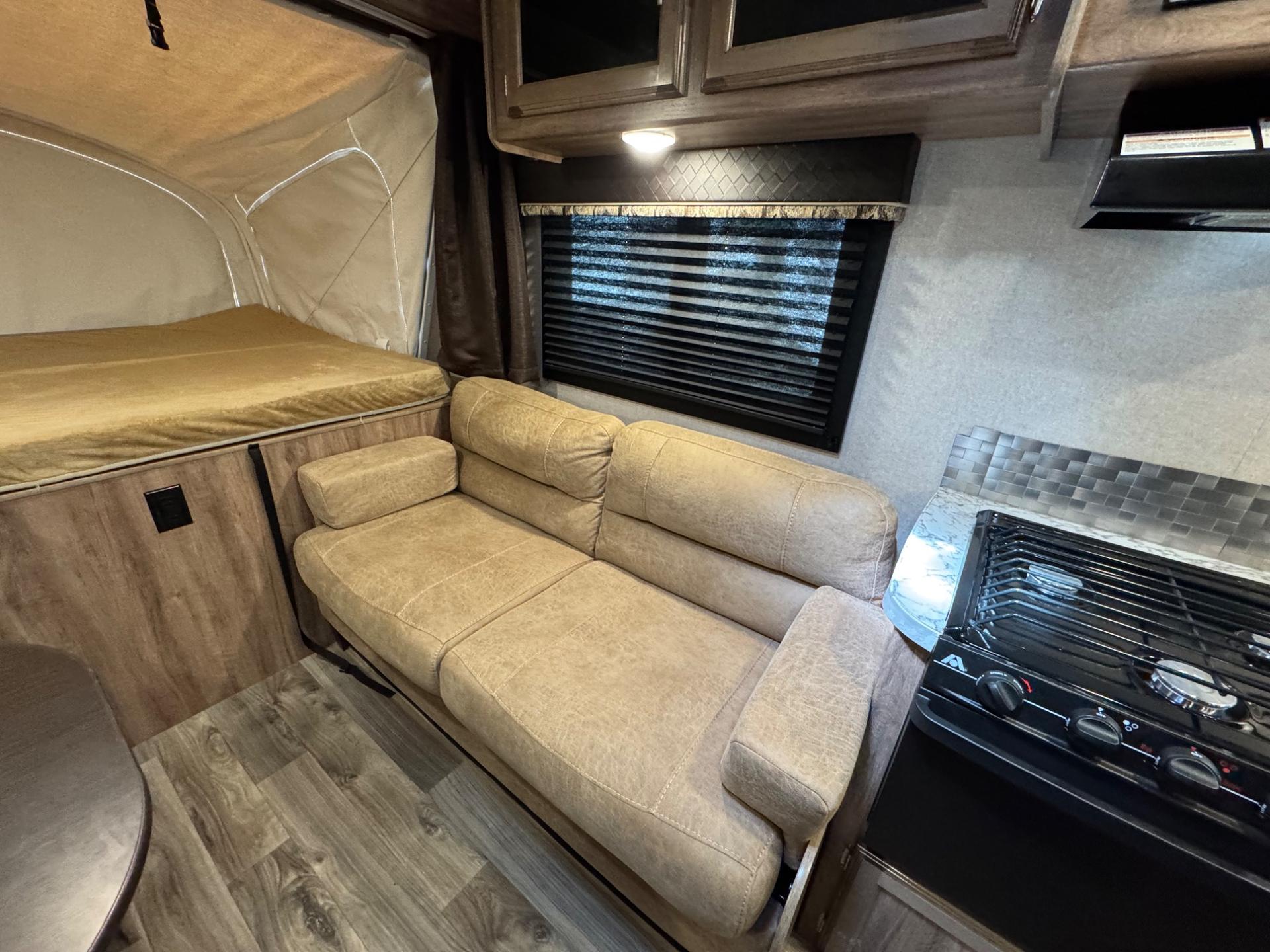 2018 Jayco 2018 Jayco Jay Feather - thumbnail 11