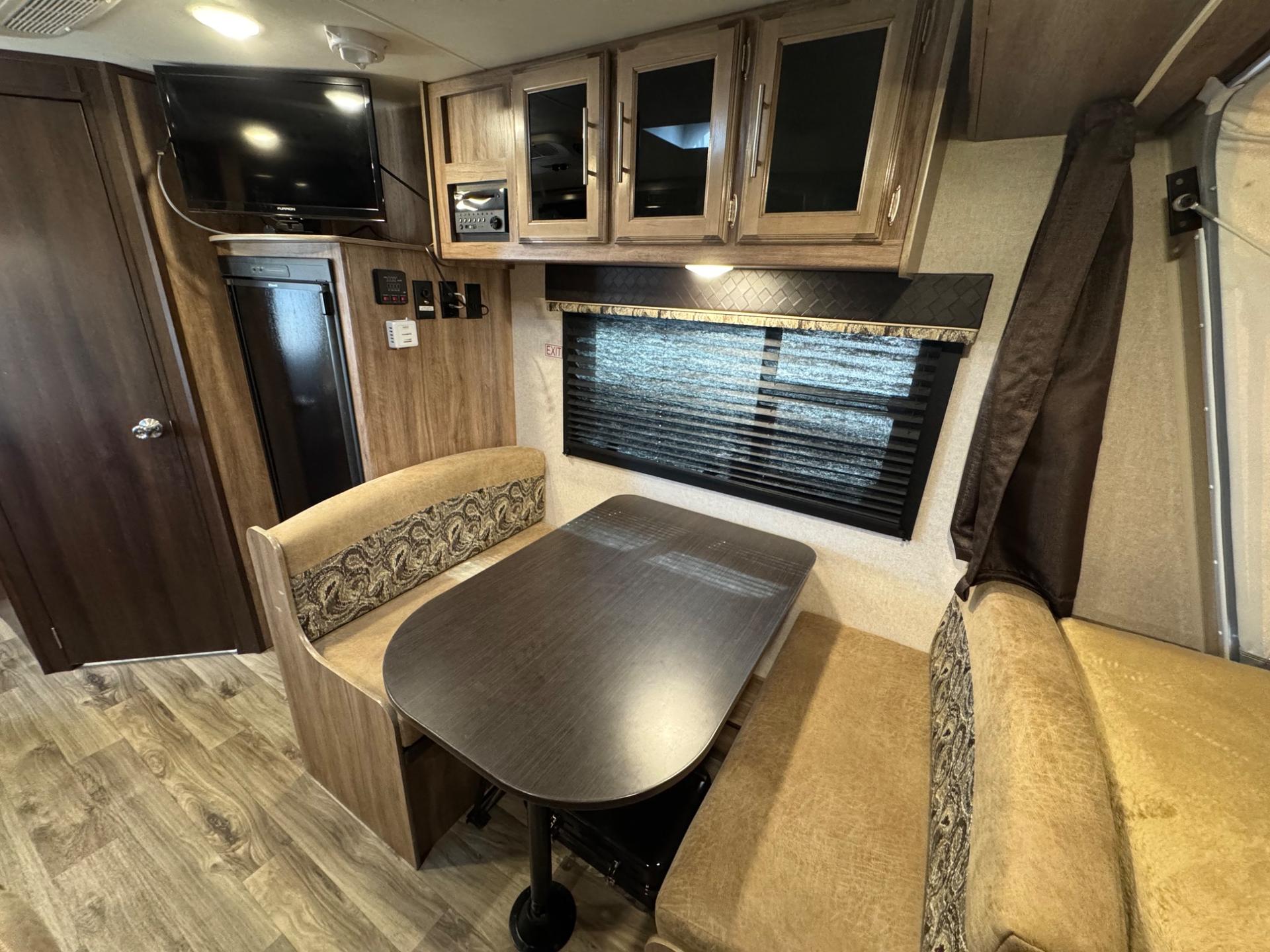 2018 Jayco 2018 Jayco Jay Feather - thumbnail 13