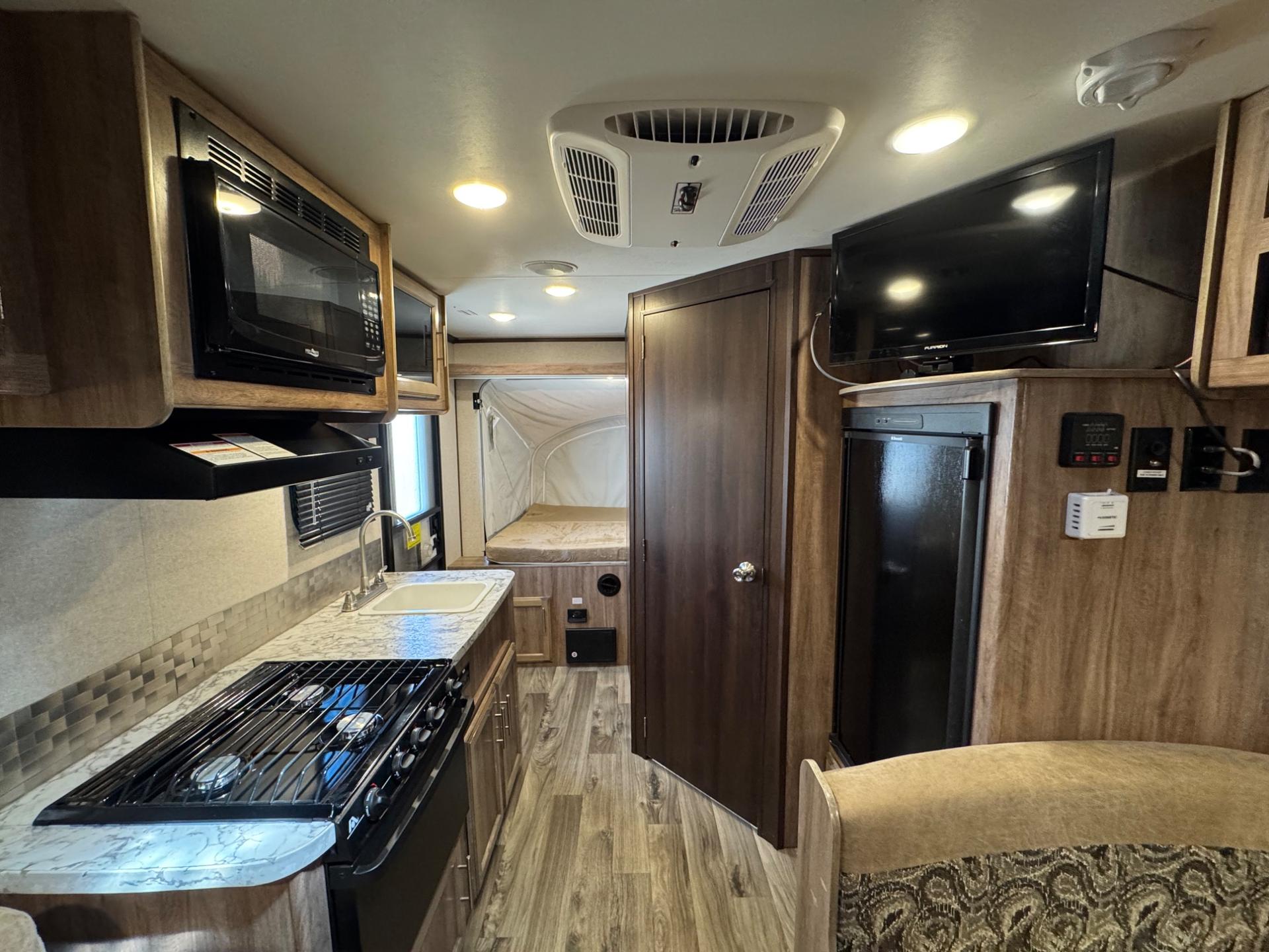 2018 Jayco 2018 Jayco Jay Feather - thumbnail 14